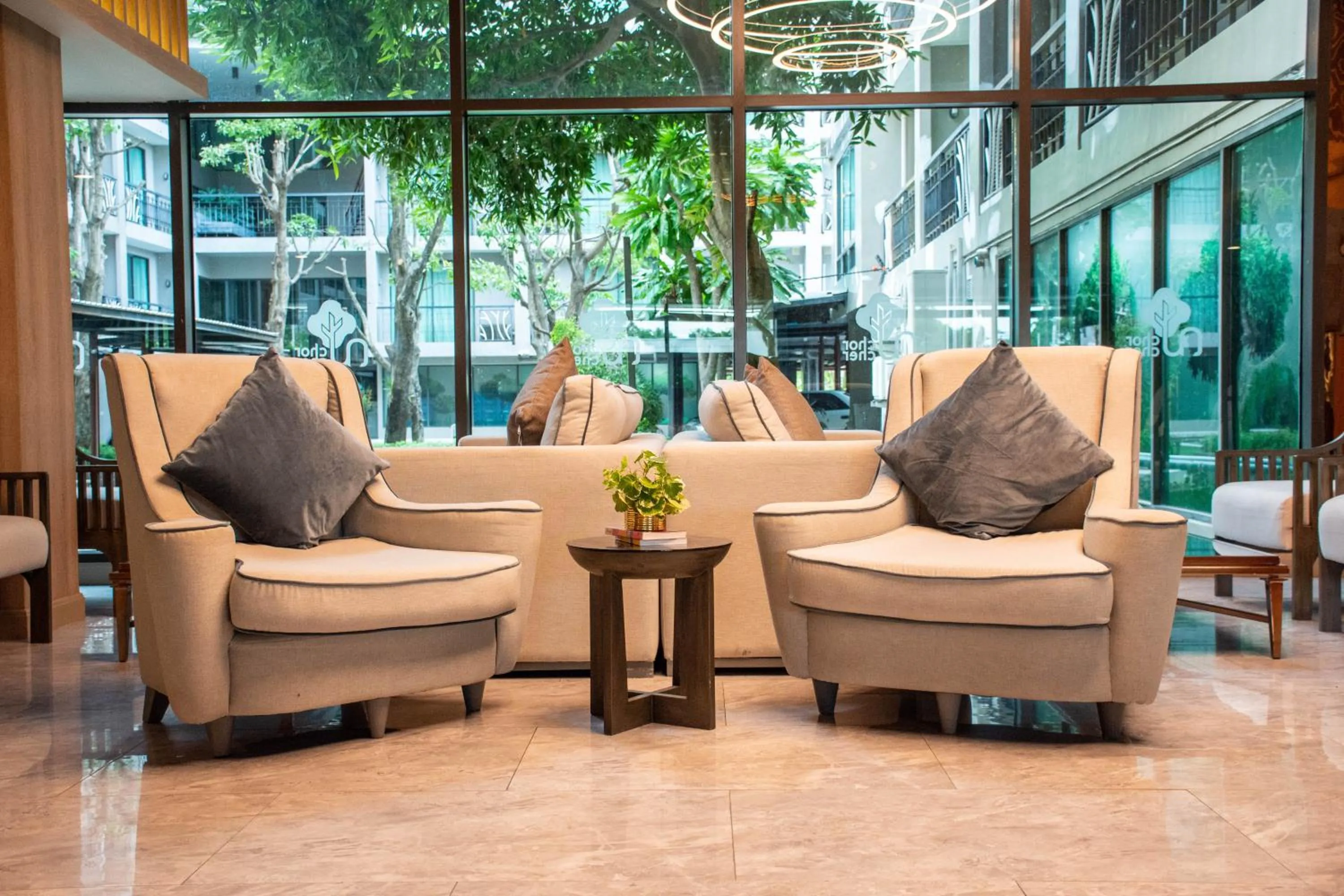 Lobby or reception in Chor Cher The Luxury Green Hotel - SHA Extra Plus