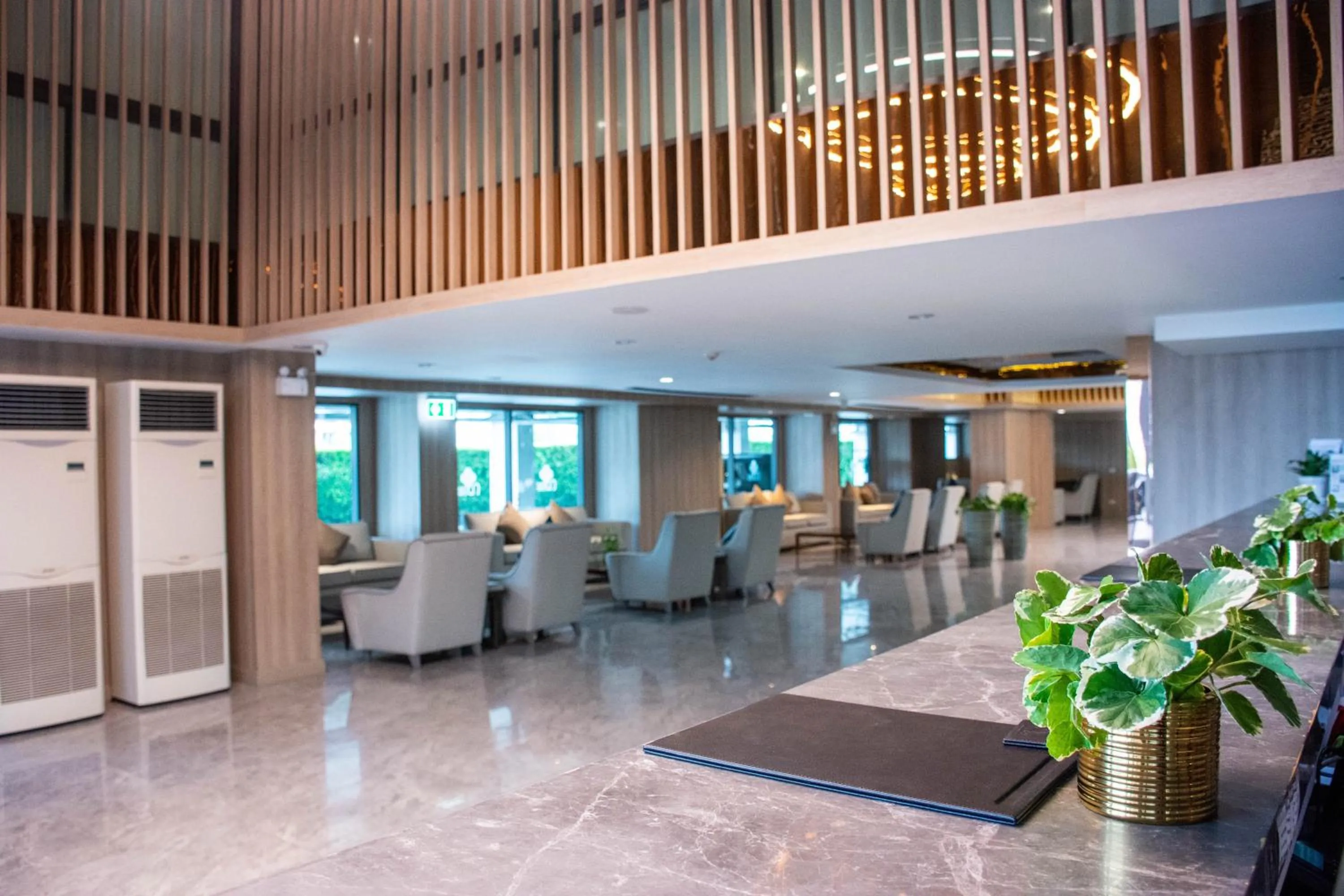 Lobby or reception in Chor Cher The Luxury Green Hotel - SHA Extra Plus