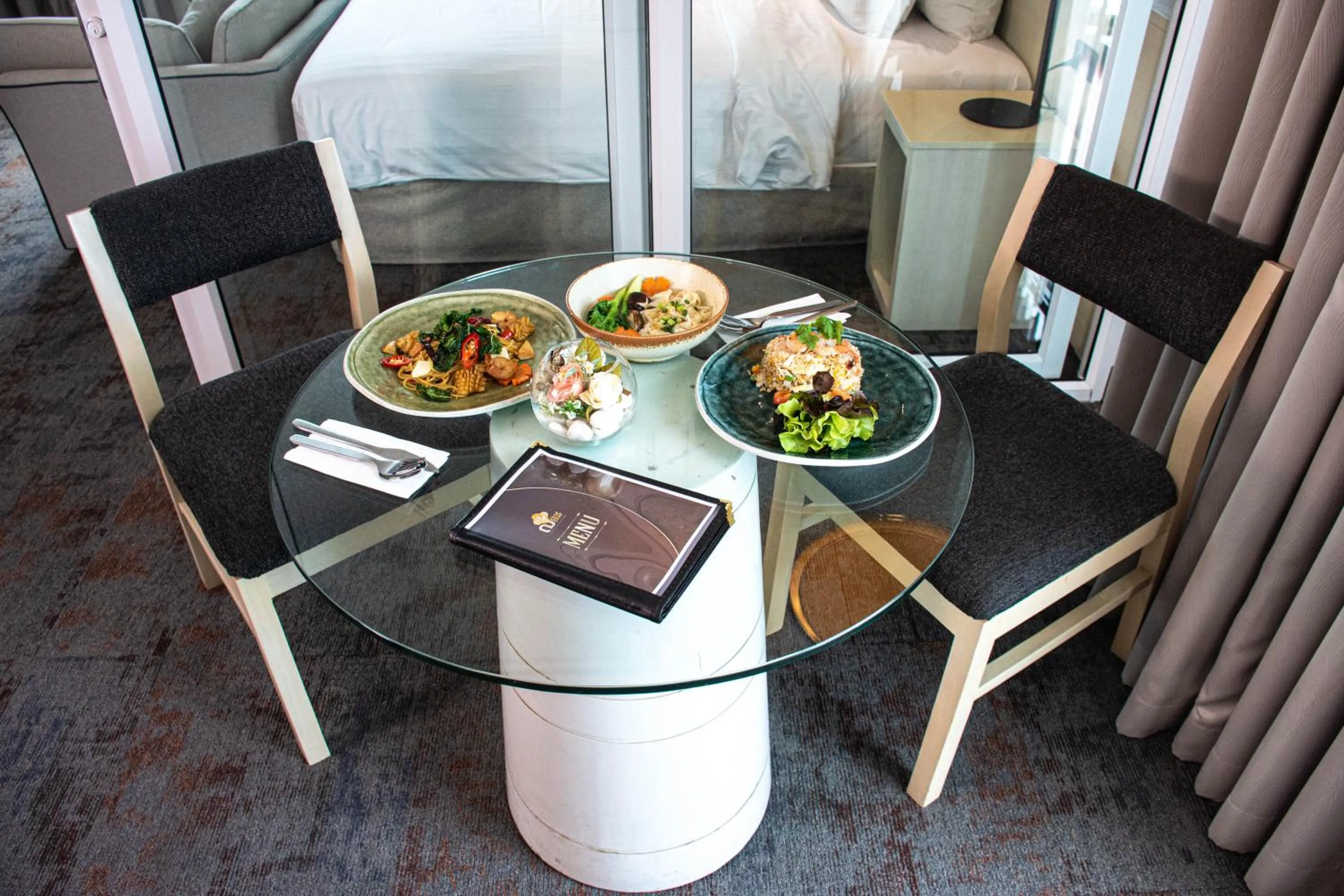 Food in Chor Cher The Luxury Green Hotel - SHA Extra Plus