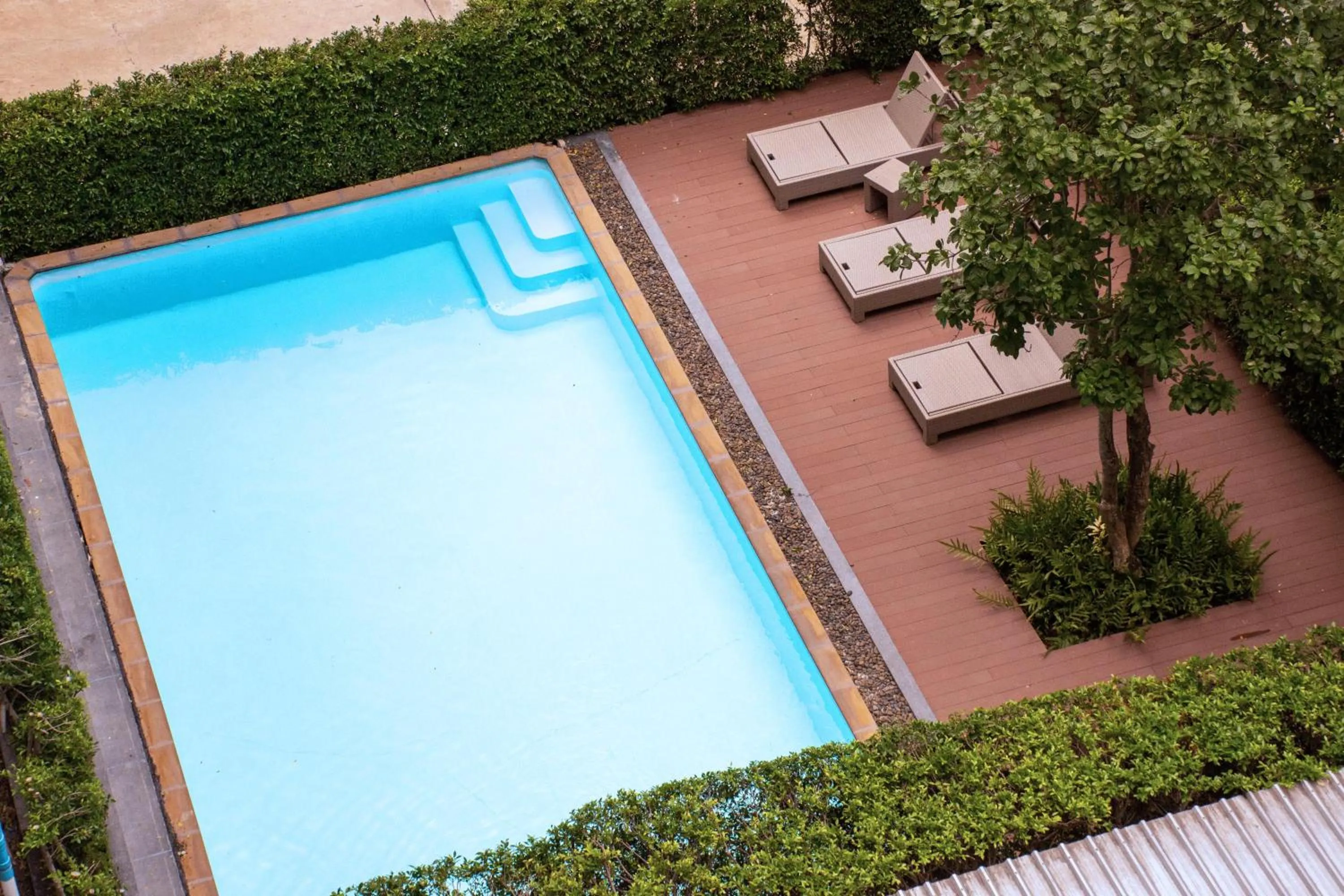 Swimming pool in Chor Cher The Luxury Green Hotel - SHA Extra Plus