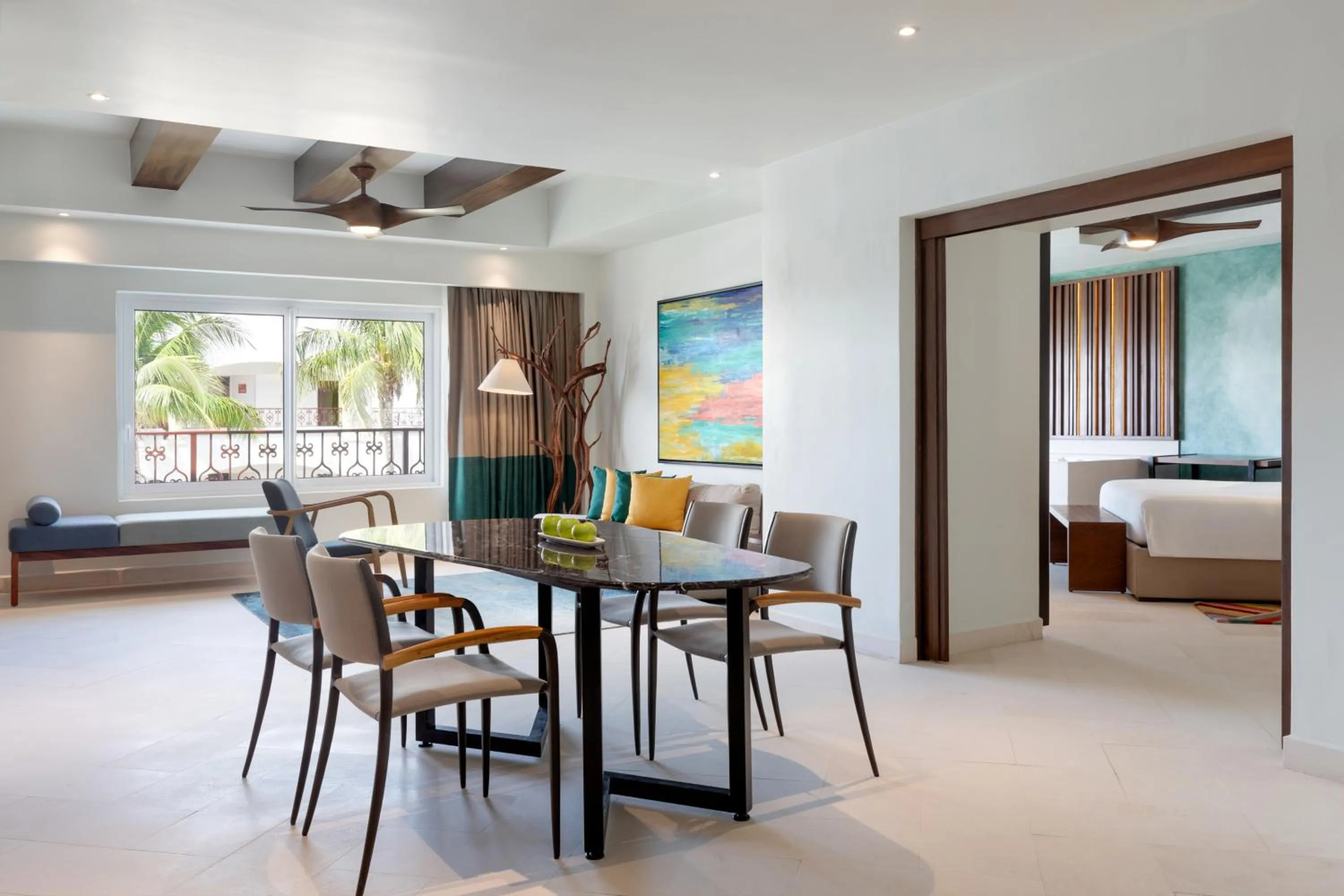 Dining area, Bed in Hyatt Vivid Playa Del Carmen All-Inclusive Adult Only Resort