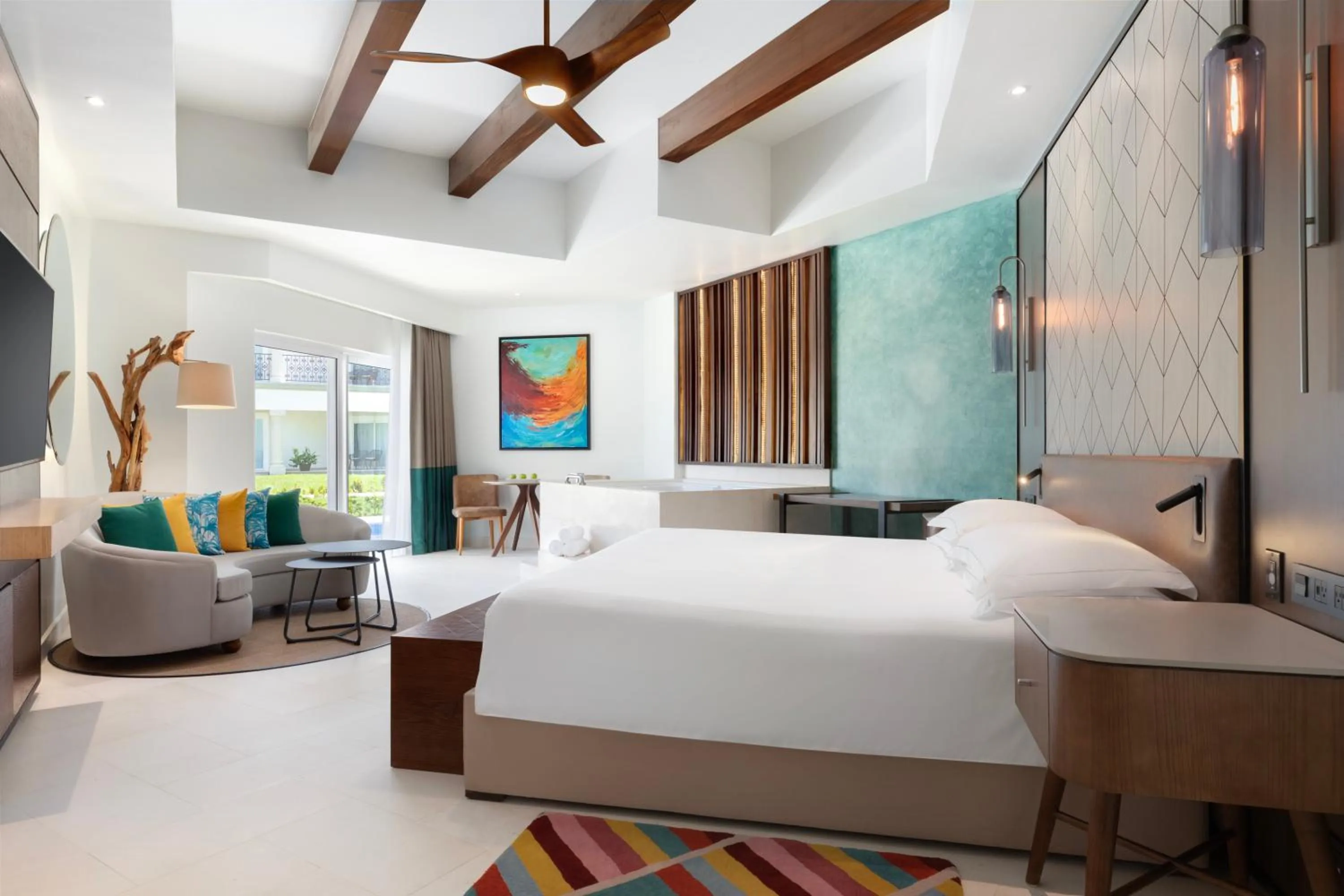 Bed in Hyatt Vivid Playa Del Carmen All-Inclusive Adult Only Resort