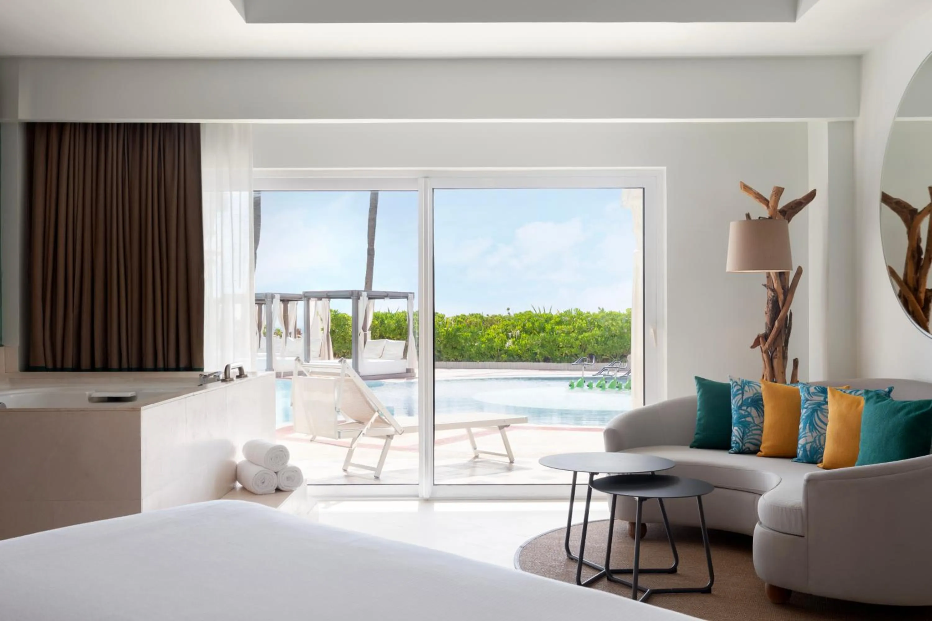 Bedroom, Bed in Hyatt Vivid Playa Del Carmen All-Inclusive Adult Only Resort