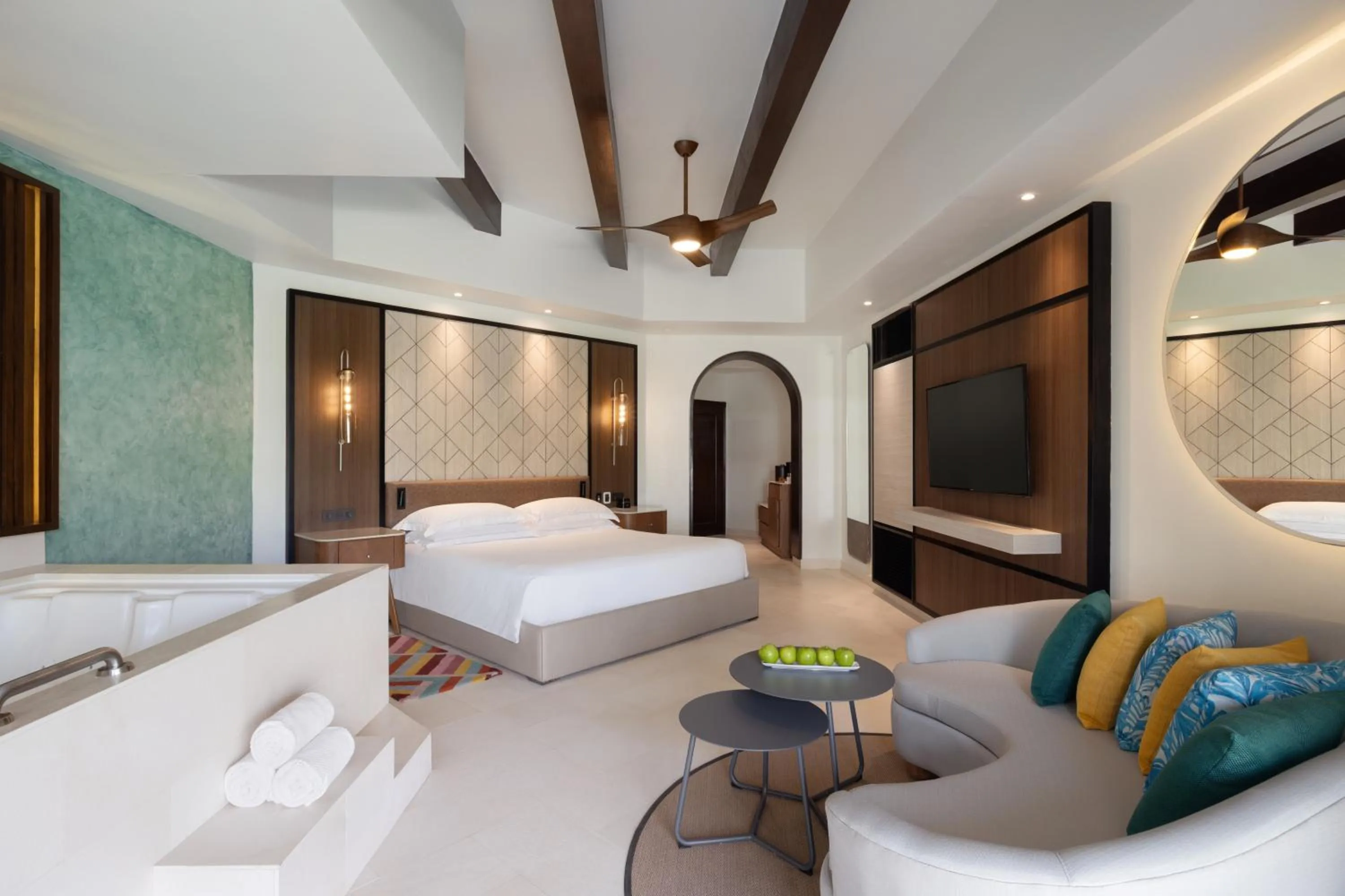 Bed in Hyatt Vivid Playa Del Carmen All-Inclusive Adult Only Resort