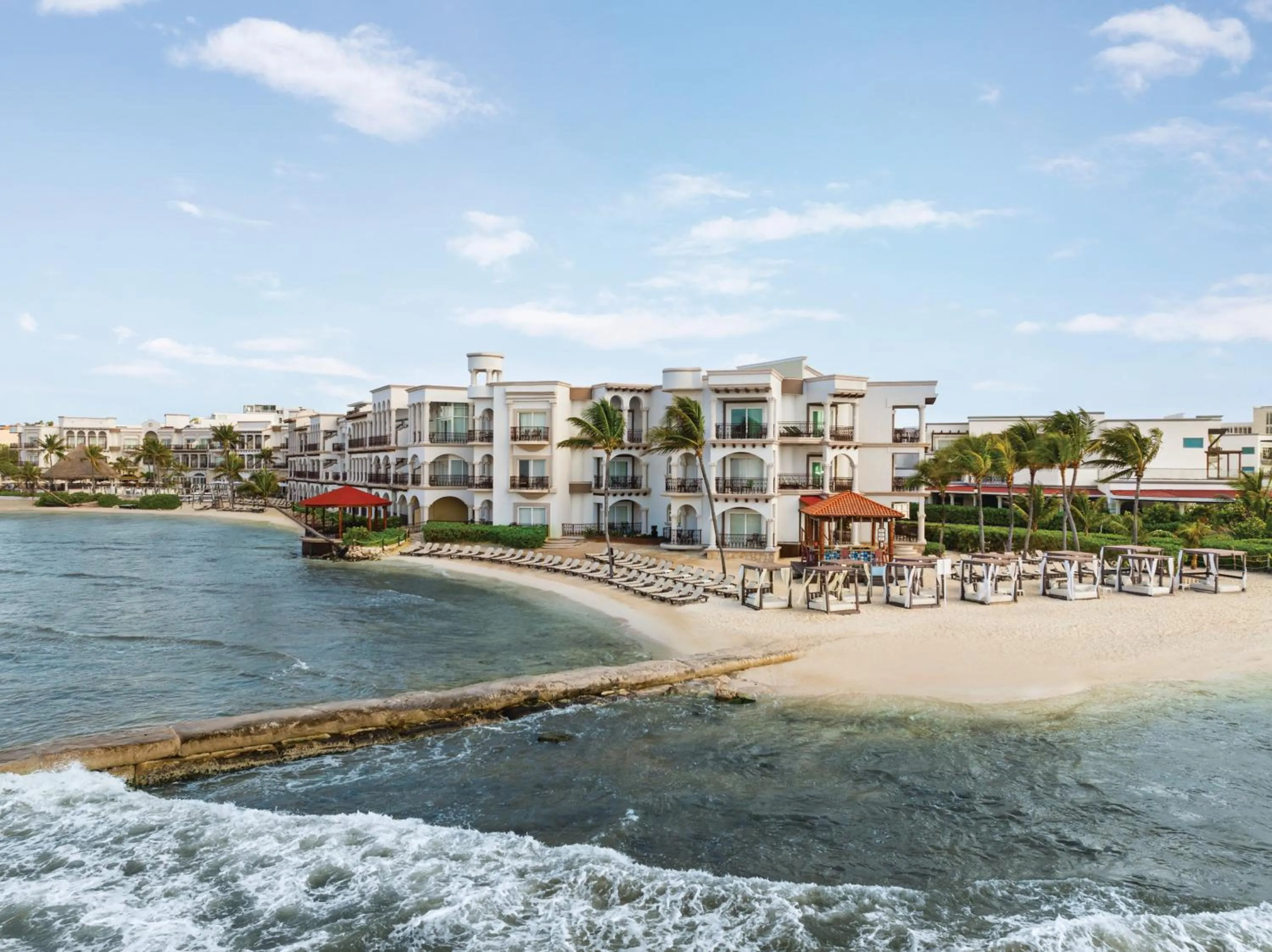 Property building in Wyndham Alltra Playa del Carmen Adults Only All Inclusive