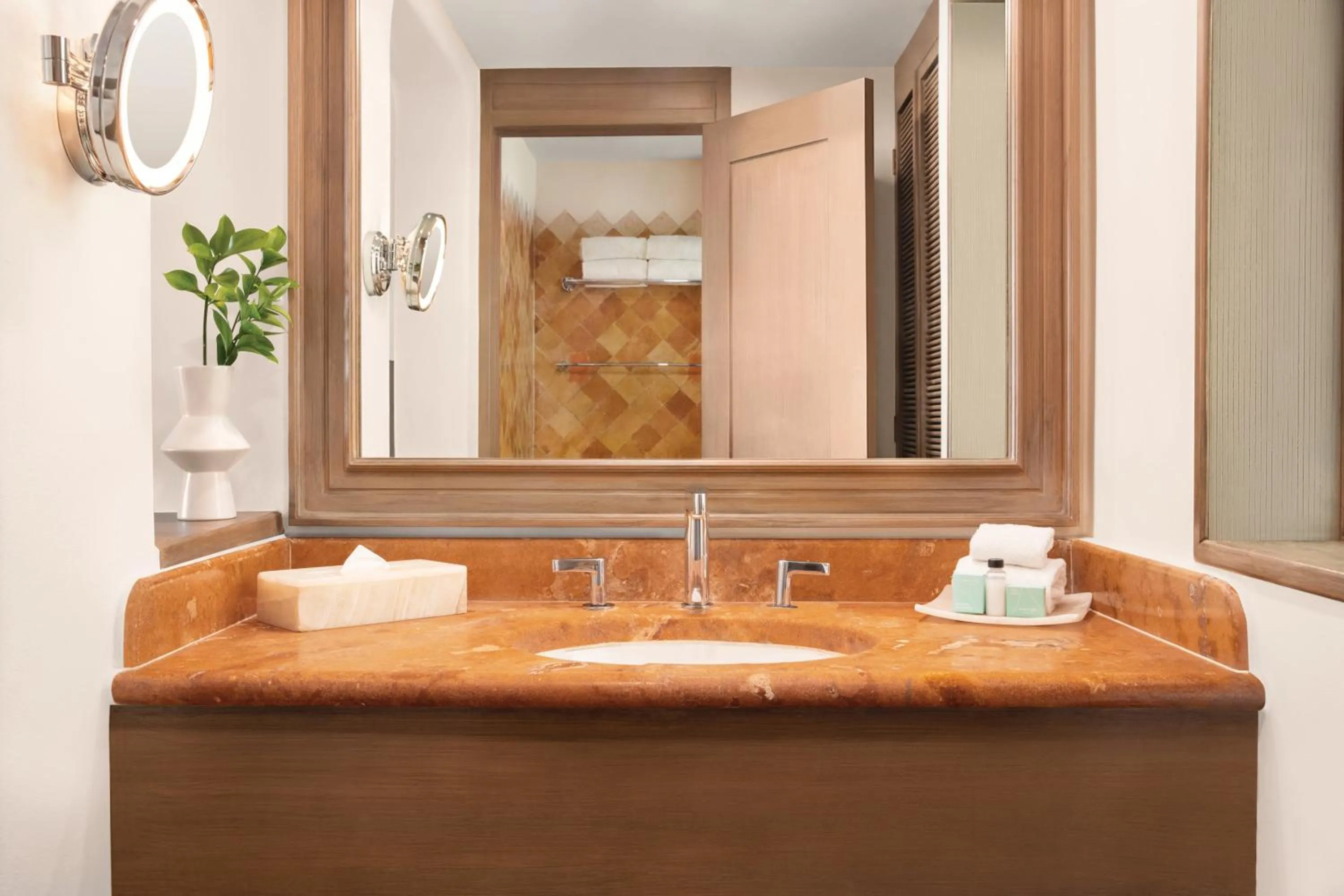 Bathroom in Wyndham Alltra Playa del Carmen Adults Only All Inclusive