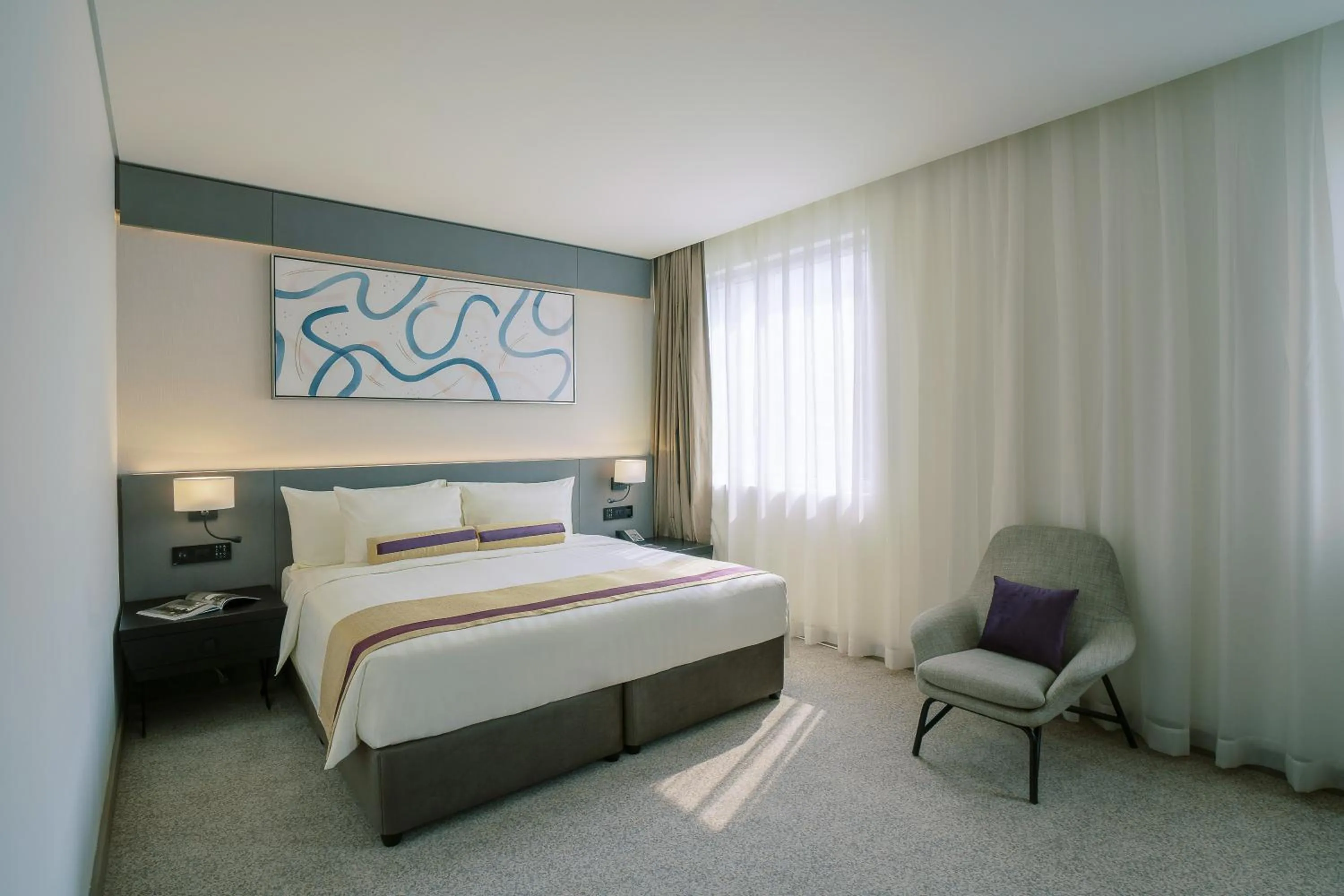 Photo of the whole room, Bed in Khalidia Palace Hotel Dubai by Mourouj Gloria