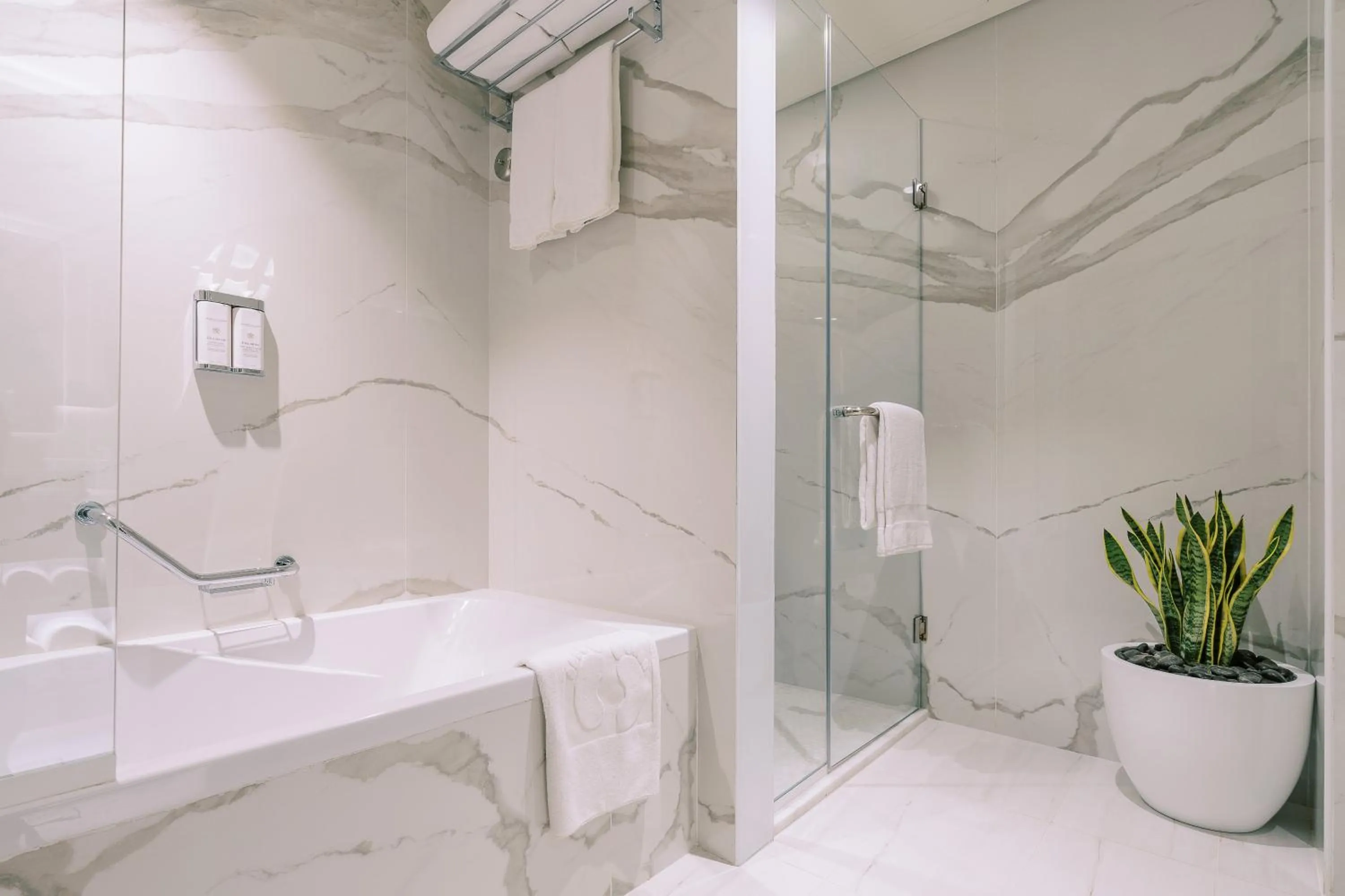 Shower in Khalidia Palace Hotel Dubai by Mourouj Gloria