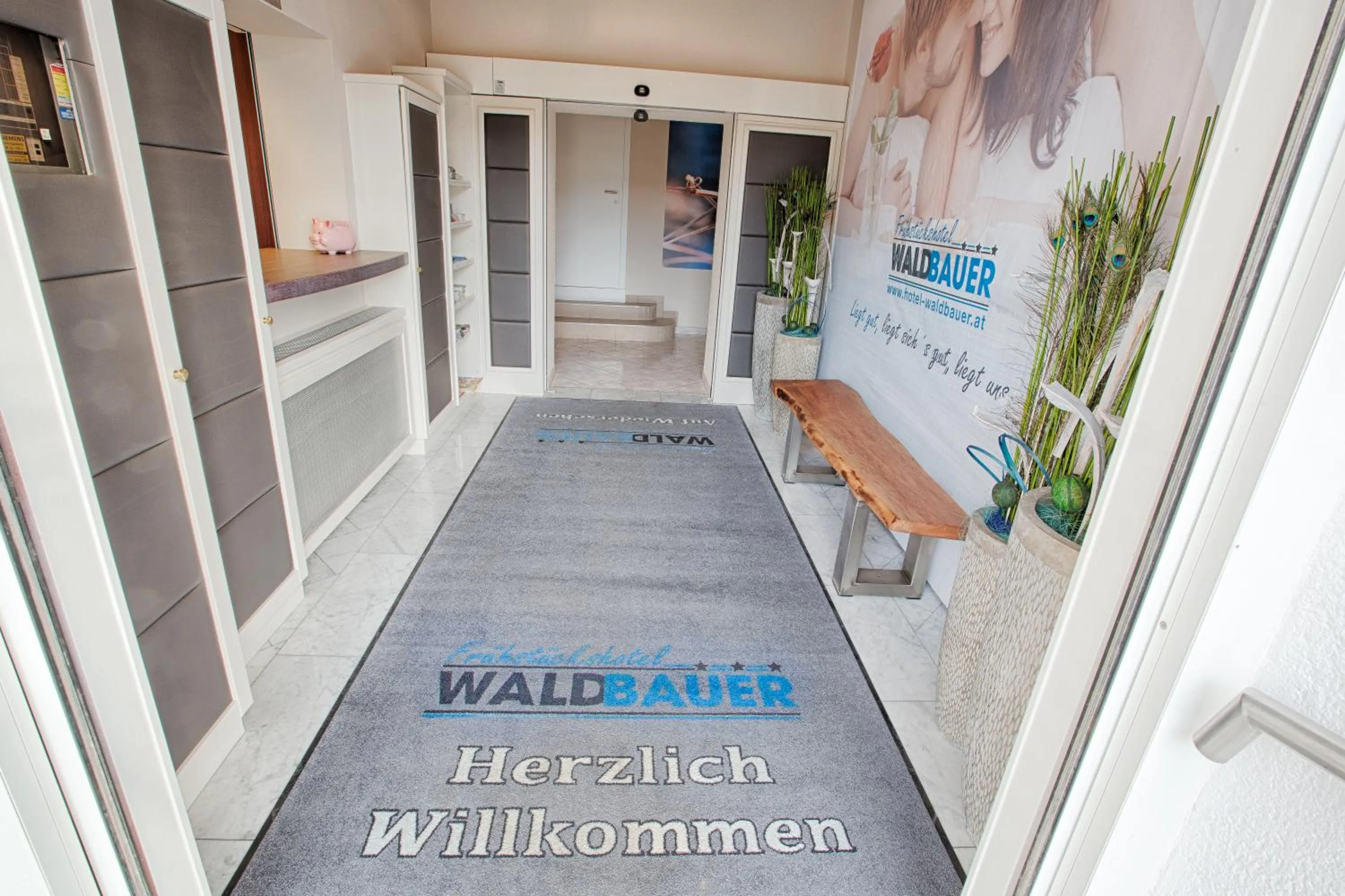Facade/entrance in Frühstückshotel Waldbauer