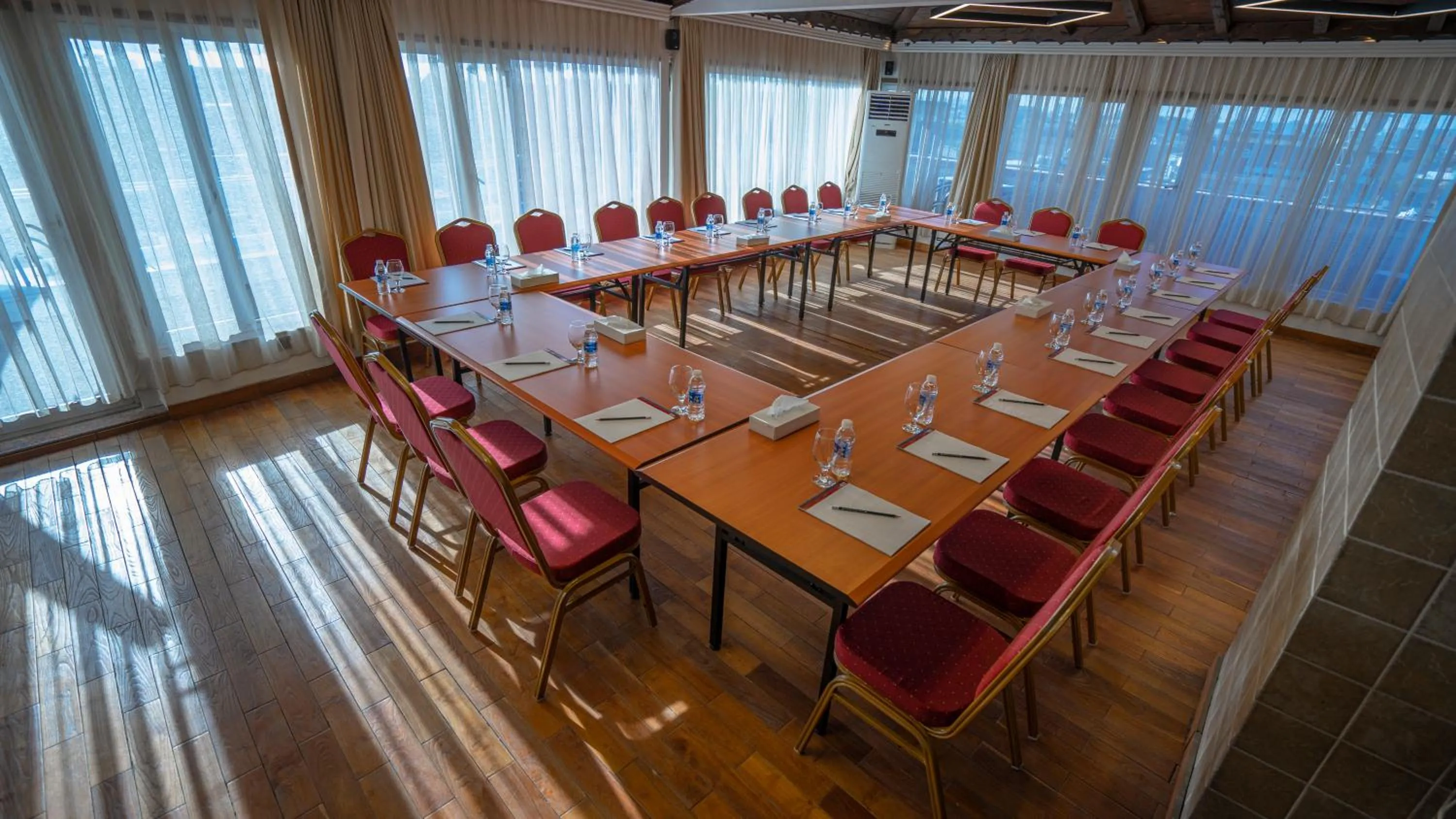 Meeting/conference room in Noor Land Hotel