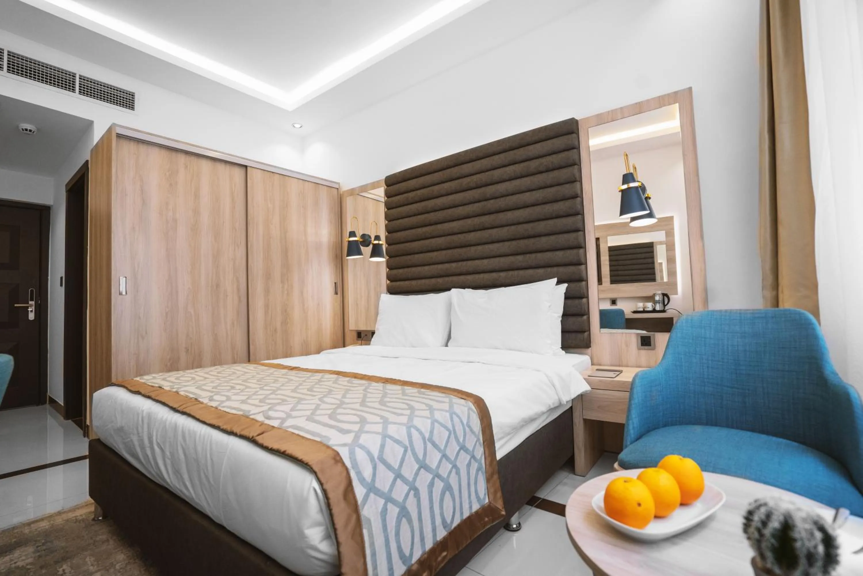 Photo of the whole room, Bed in Noor Land Hotel