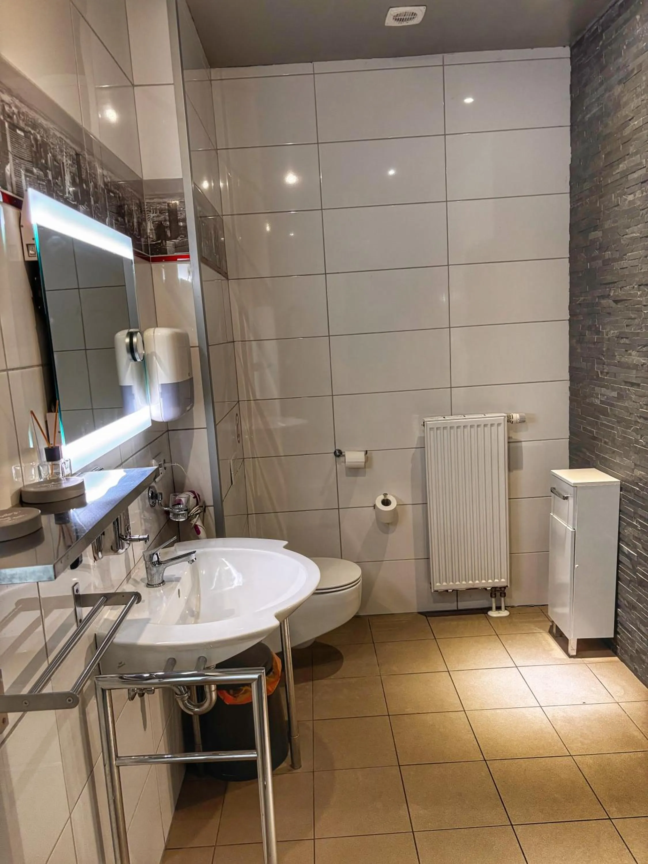 Bathroom in Hotel 108