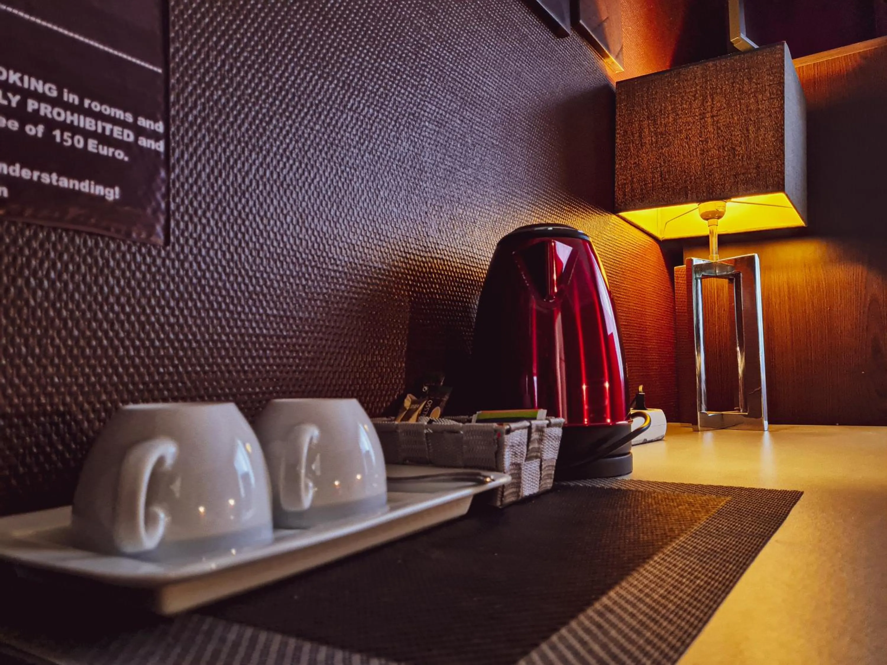 Coffee/tea facilities in Hotel 108
