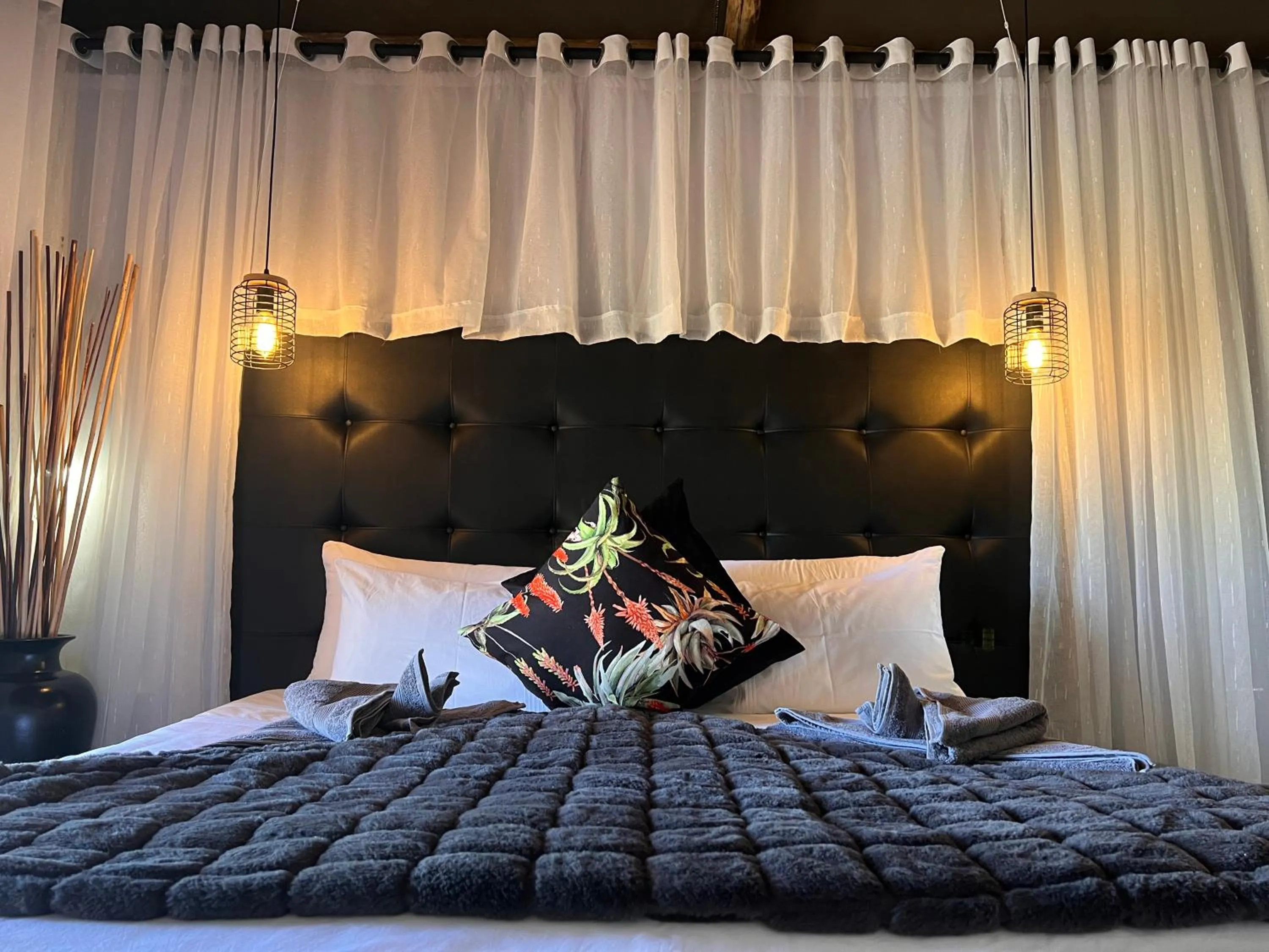 Bed in Lapa Lange Game Lodge