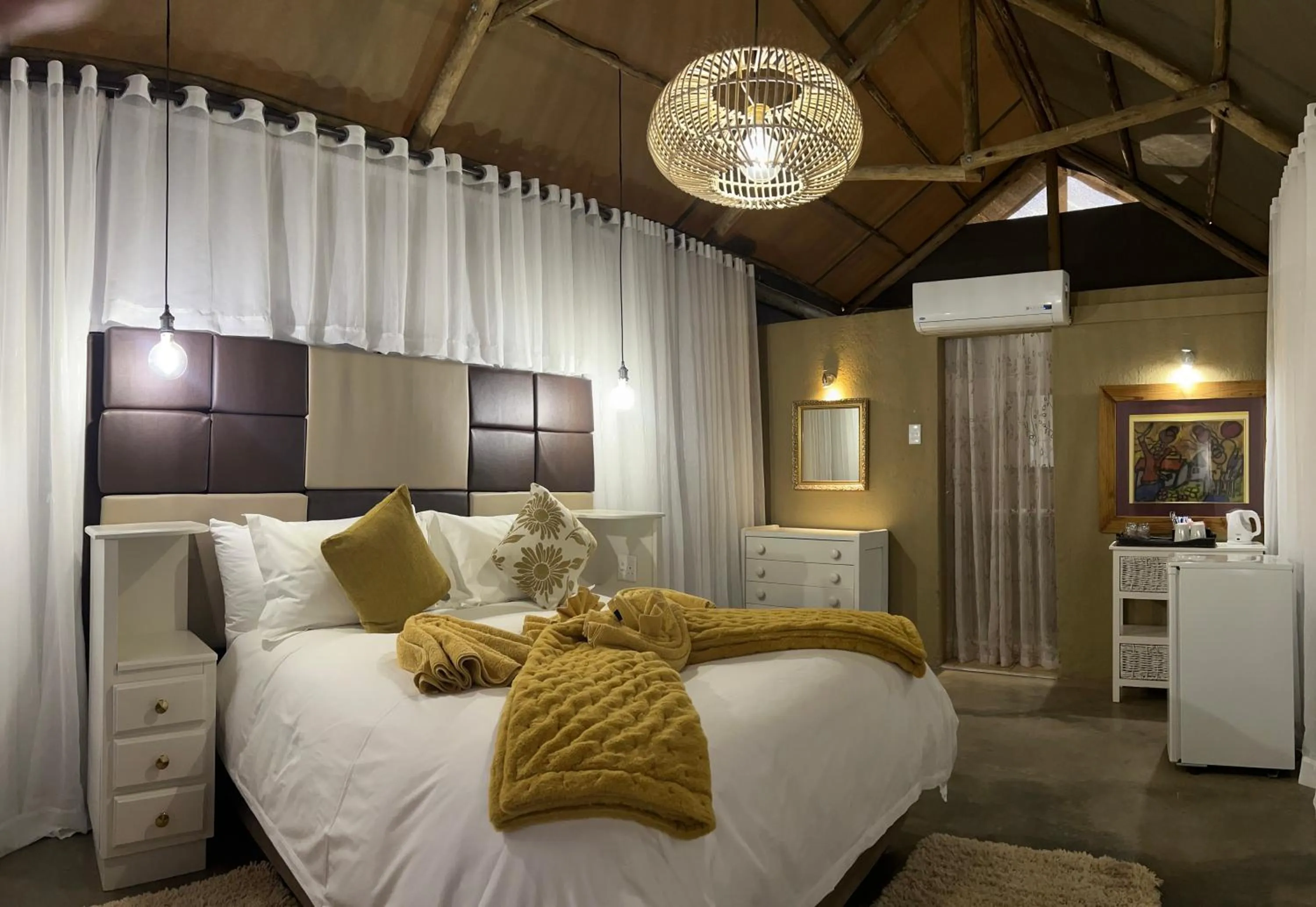 Bedroom, Bed in Lapa Lange Game Lodge