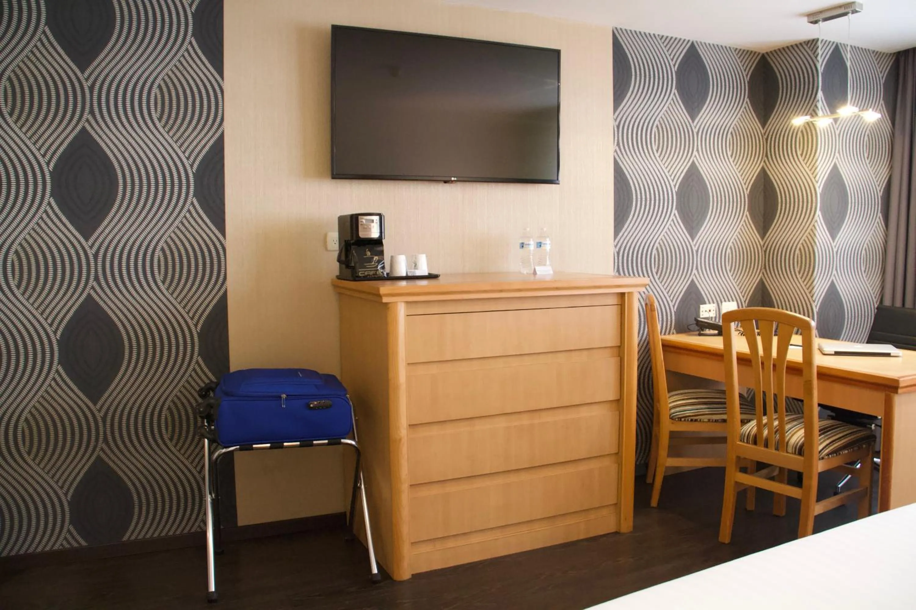 hair dresser in Hotel Riazor Aeropuerto