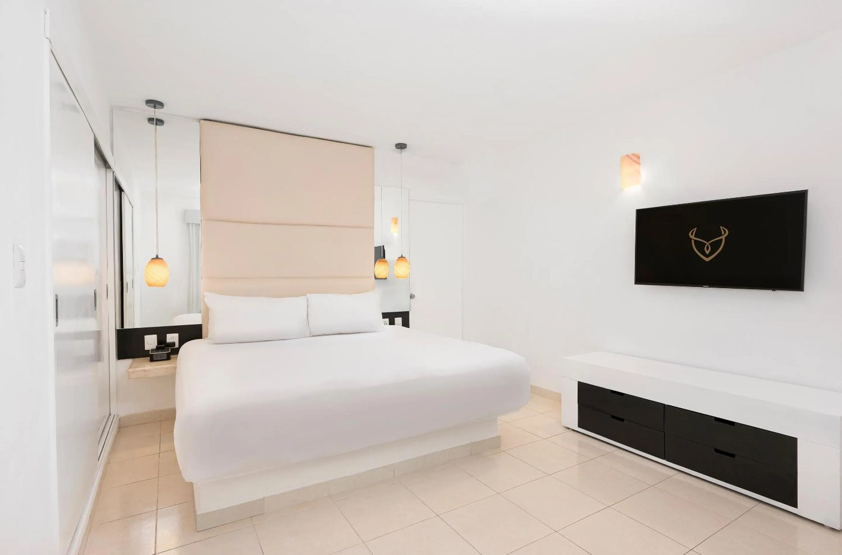 Bed in Desire Riviera Maya Resort All Inclusive - Couples Only