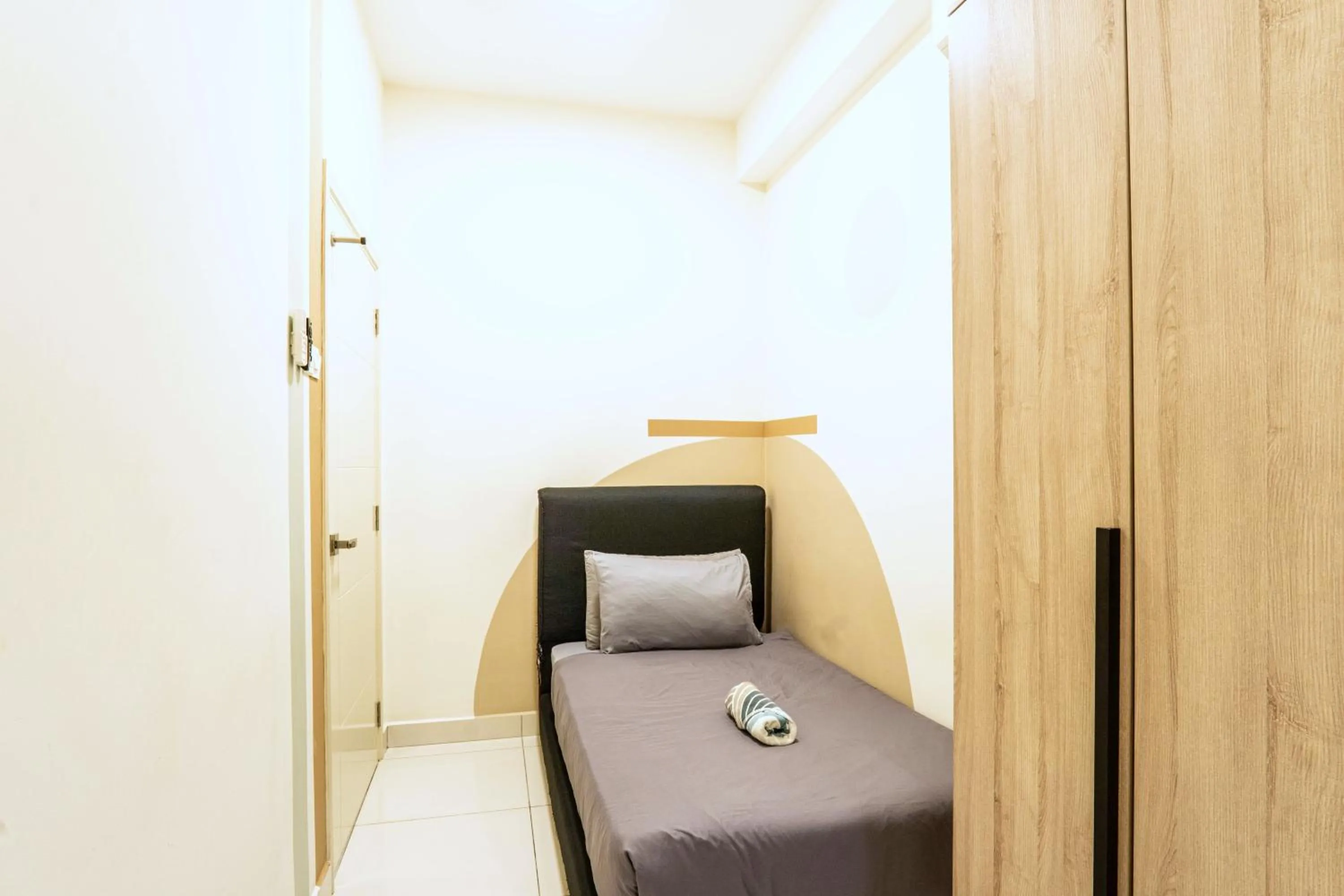 Bed in Arte Mont Kiara by Airhost