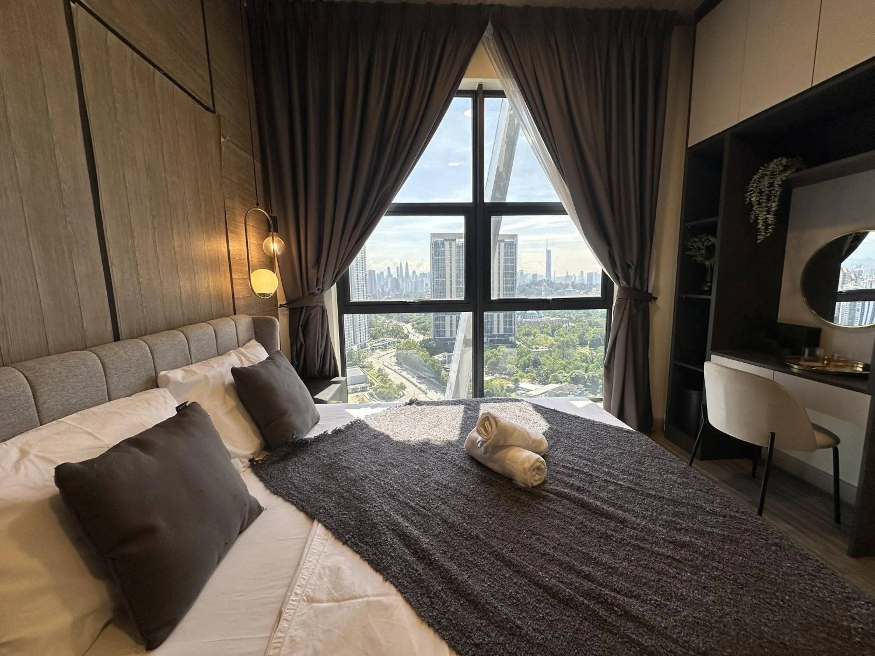 Bed in Arte Mont Kiara by Airhost