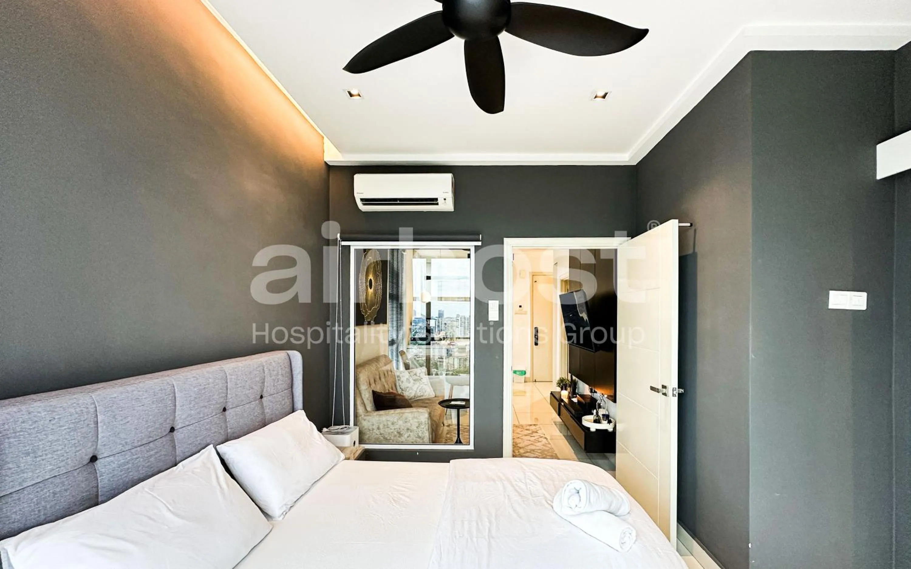 Bed in Arte Mont Kiara by Airhost