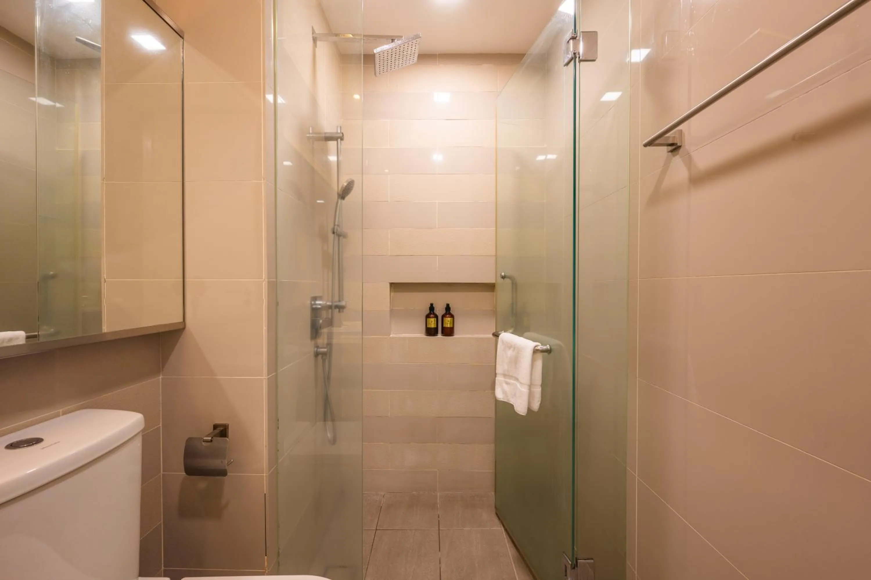 Bathroom in Greystone One Bukit Ceylon