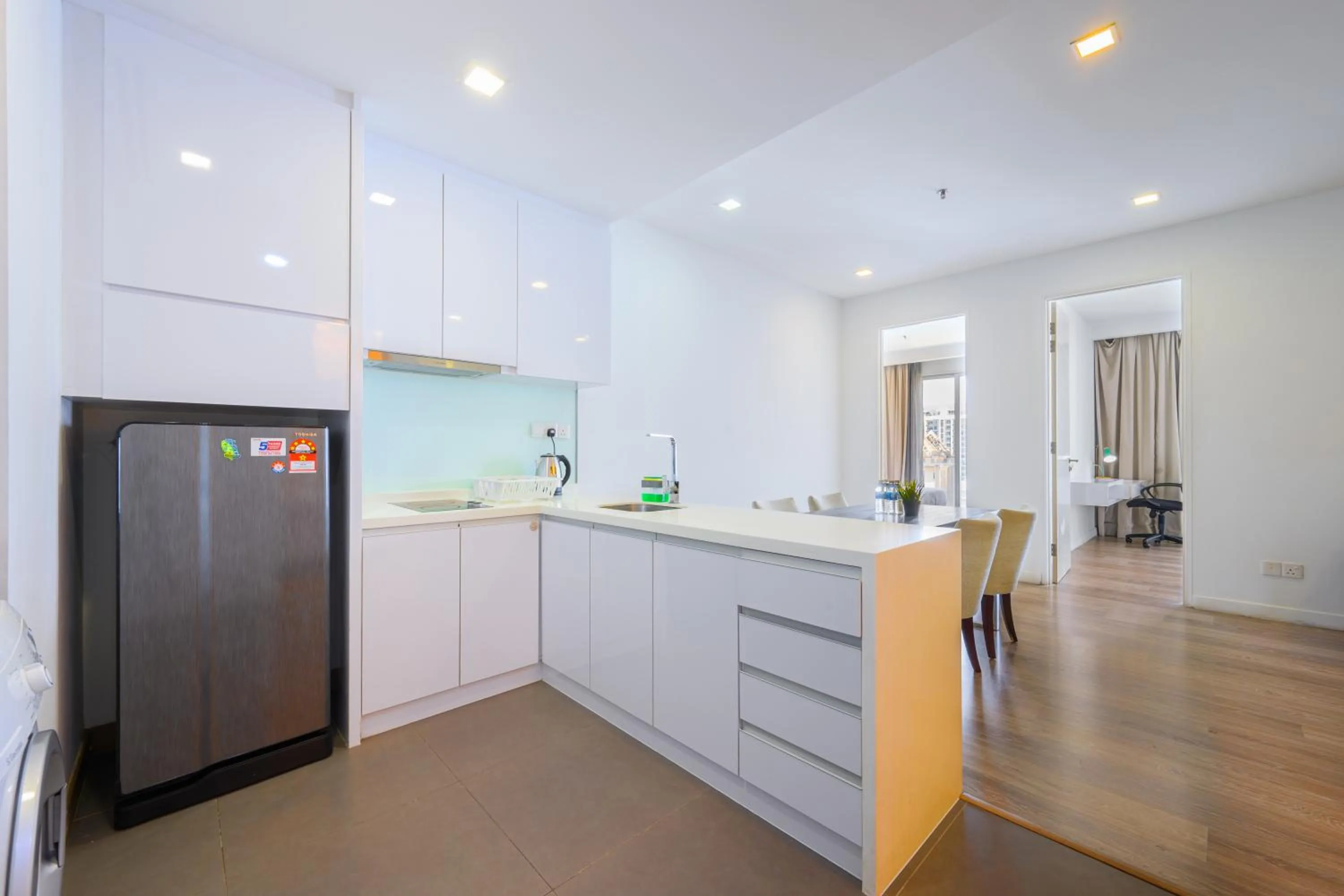 kitchen in Greystone One Bukit Ceylon