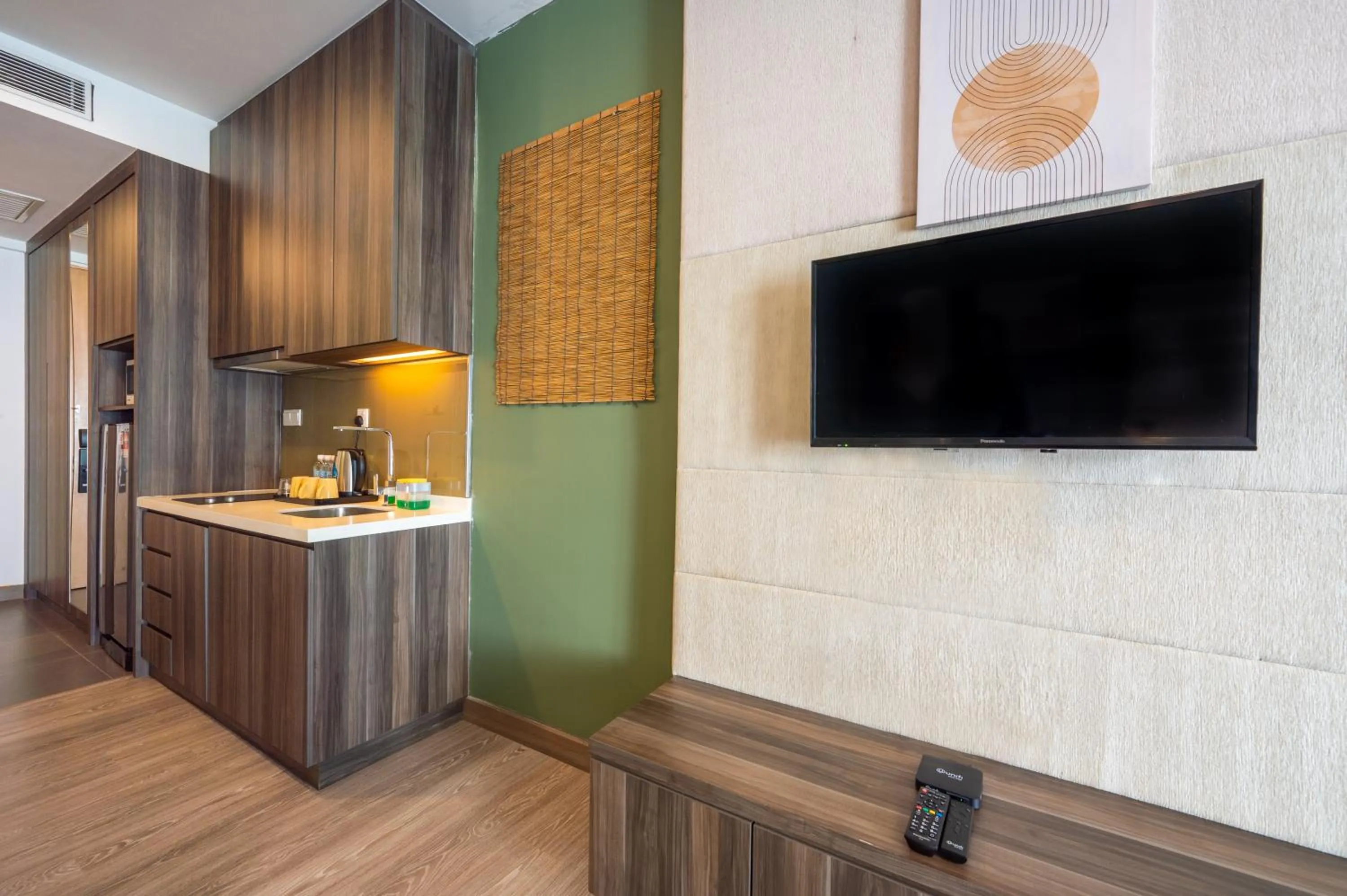 TV and multimedia in Greystone One Bukit Ceylon