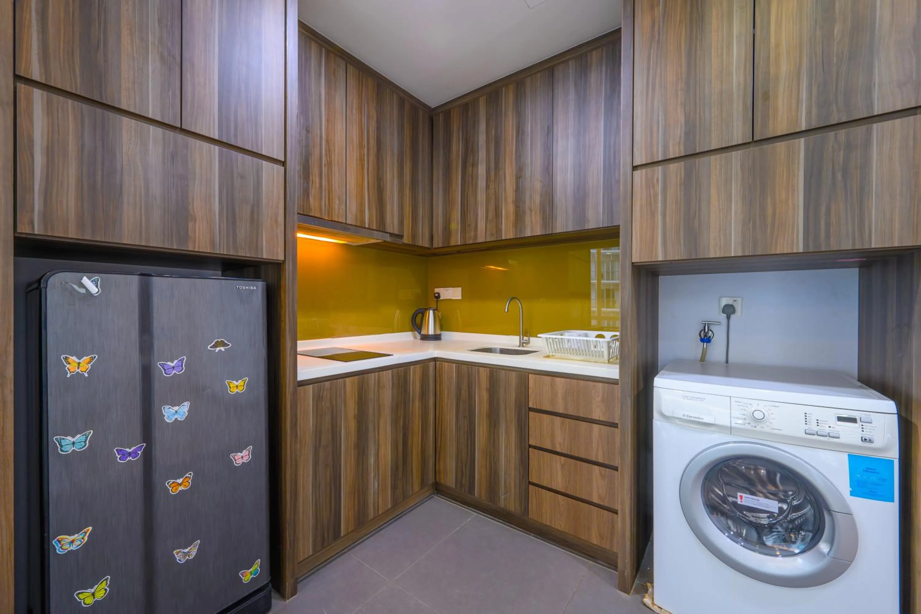 kitchen in Greystone One Bukit Ceylon