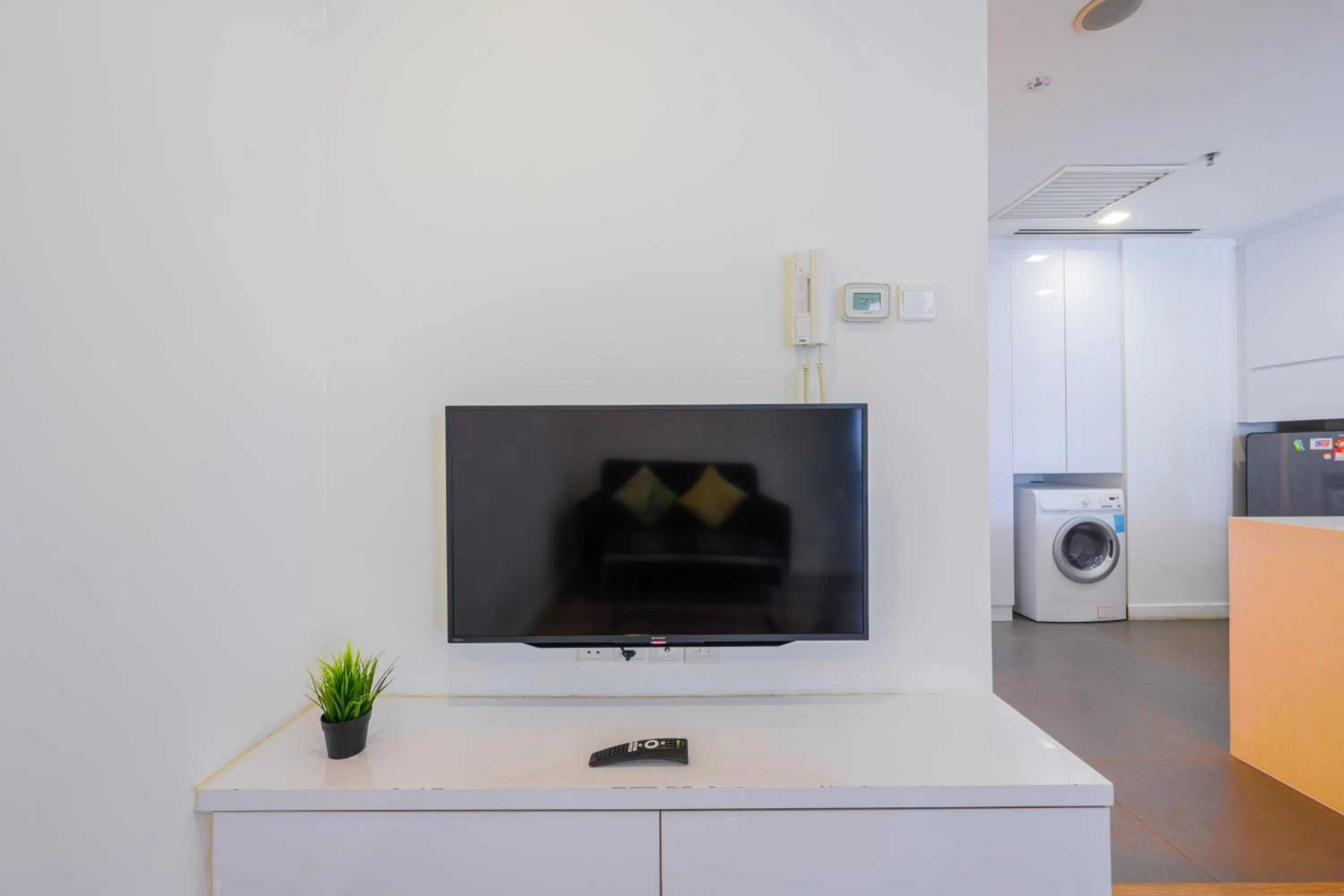 TV and multimedia in Greystone One Bukit Ceylon