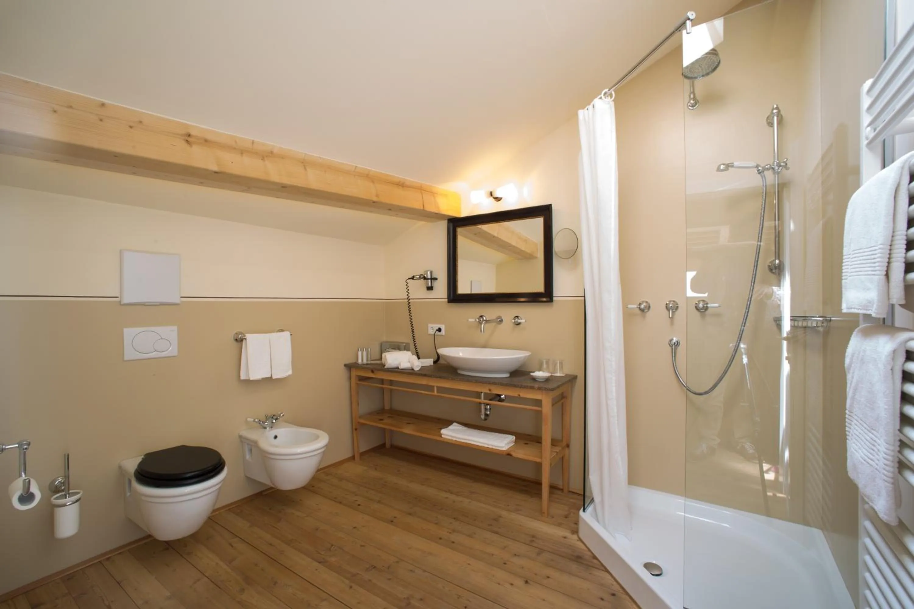 Shower in Der Zirmerhof