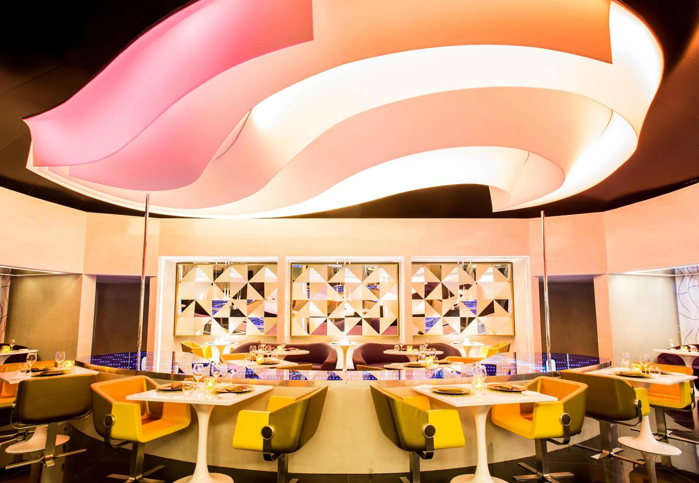 Restaurant/places to eat in Temptation Cancun Resort - All Inclusive - Adults Only