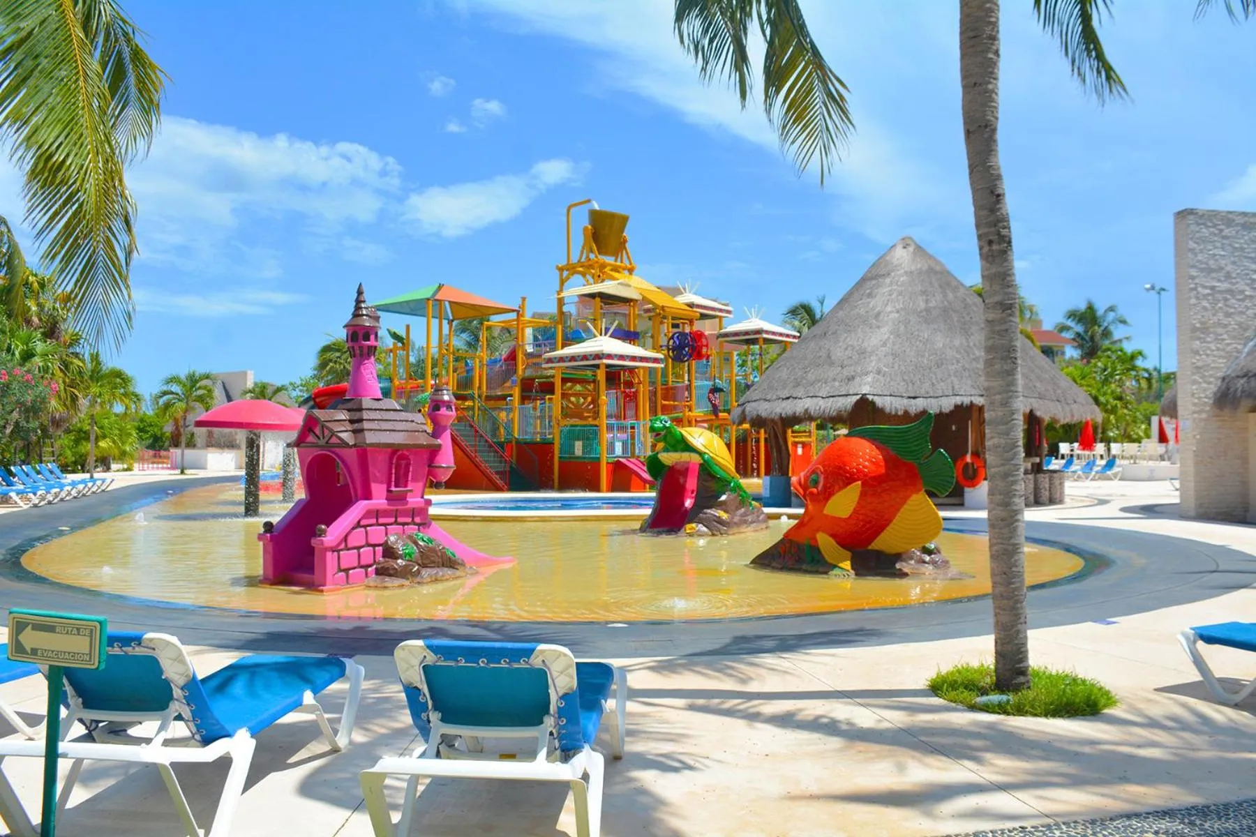 Aqua park in All Ritmo Cancun Resort & Water Park