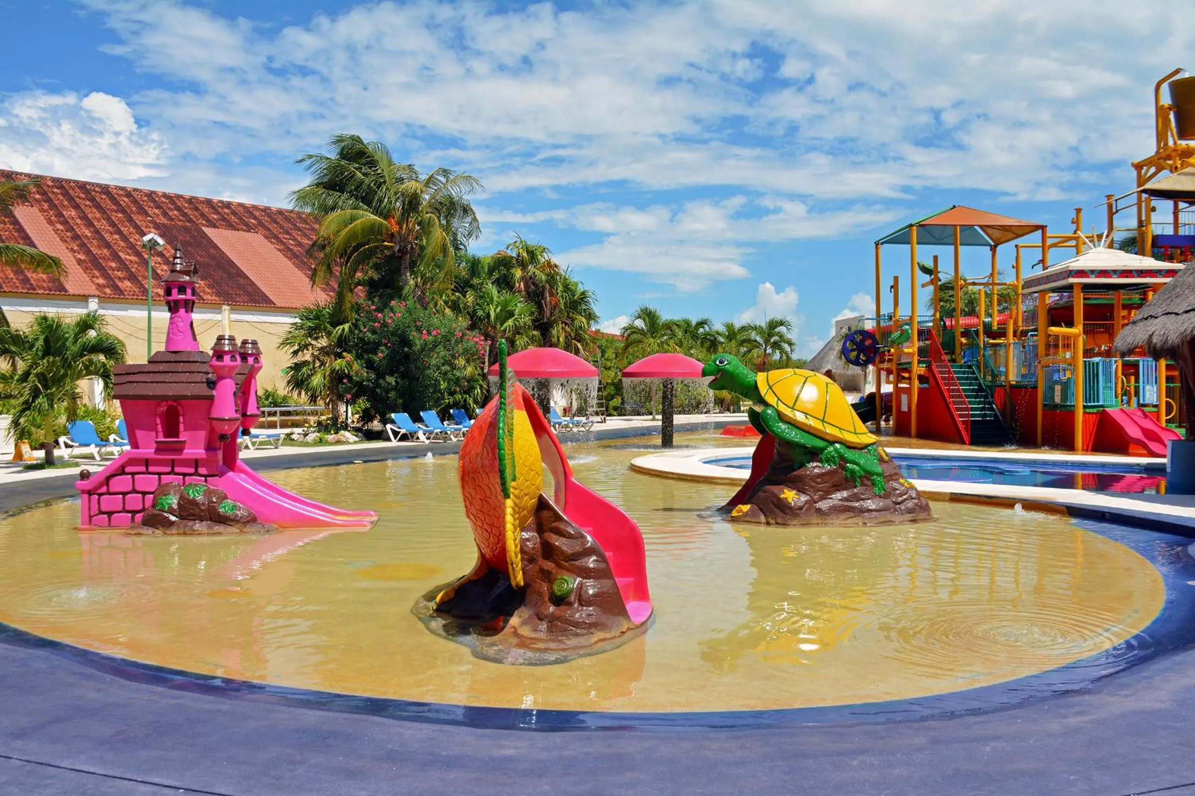 Aqua park in All Ritmo Cancun Resort & Water Park