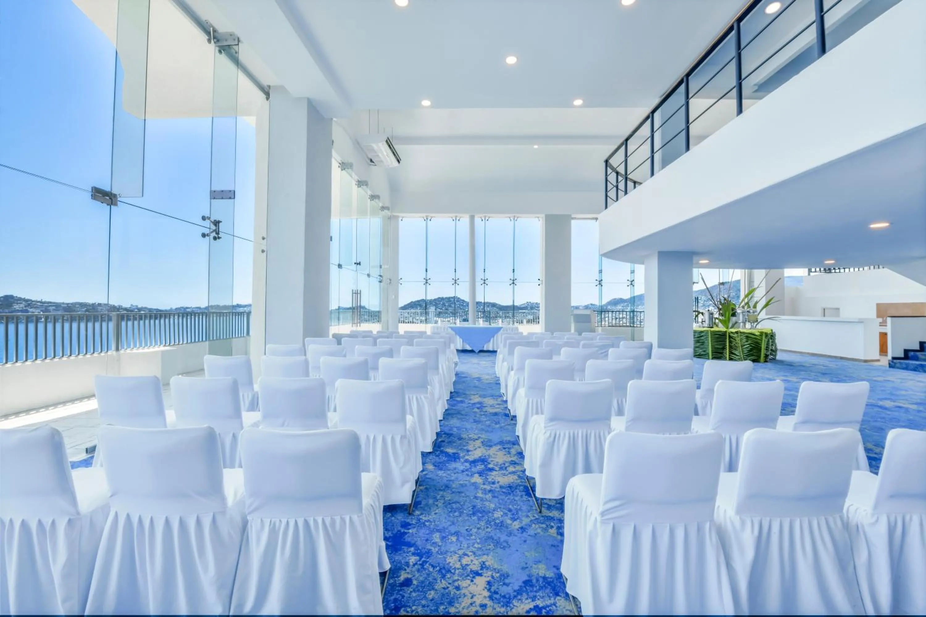 Meeting/conference room in Krystal Beach Acapulco