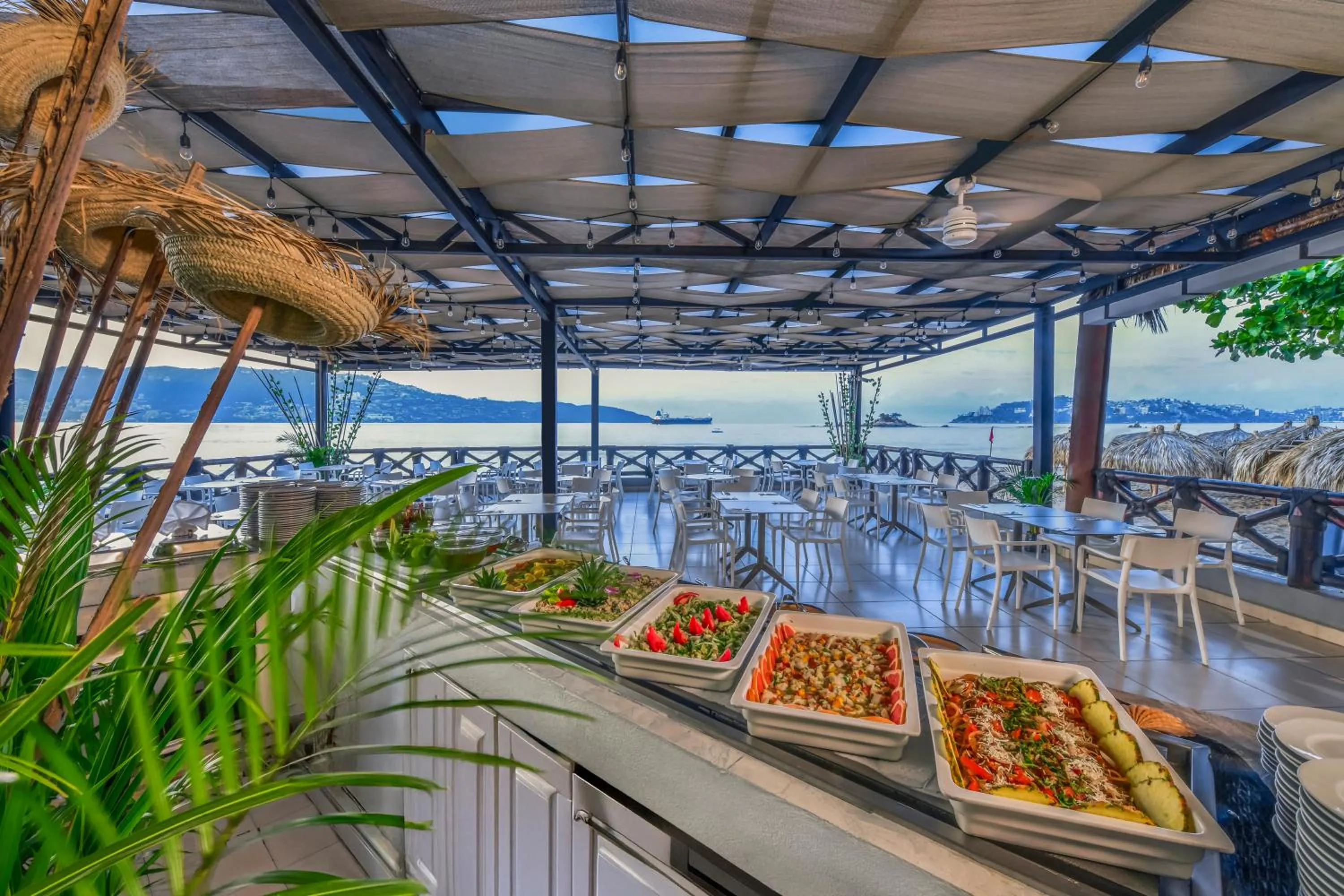Restaurant/places to eat in Krystal Beach Acapulco