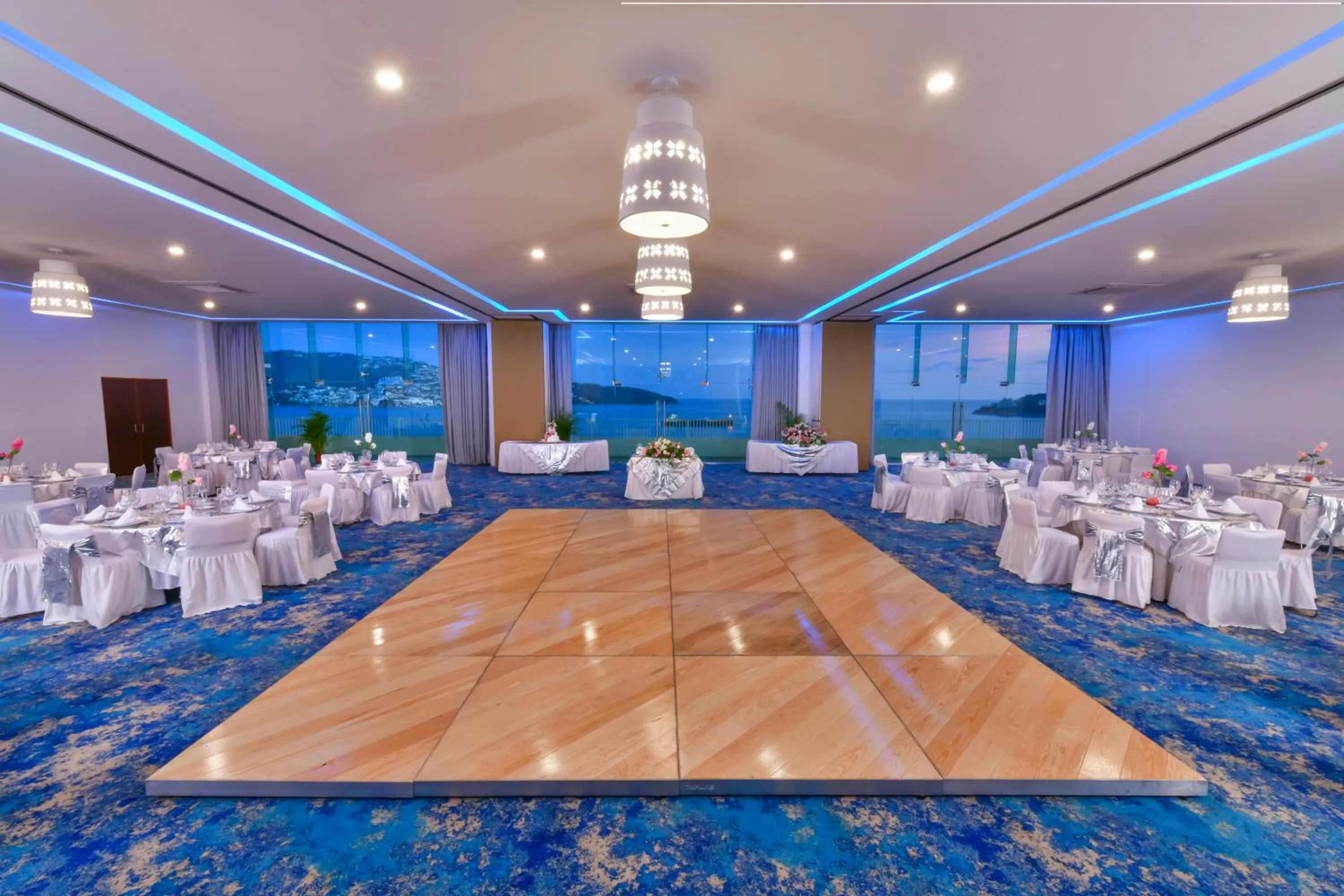 Meeting/conference room in Krystal Beach Acapulco