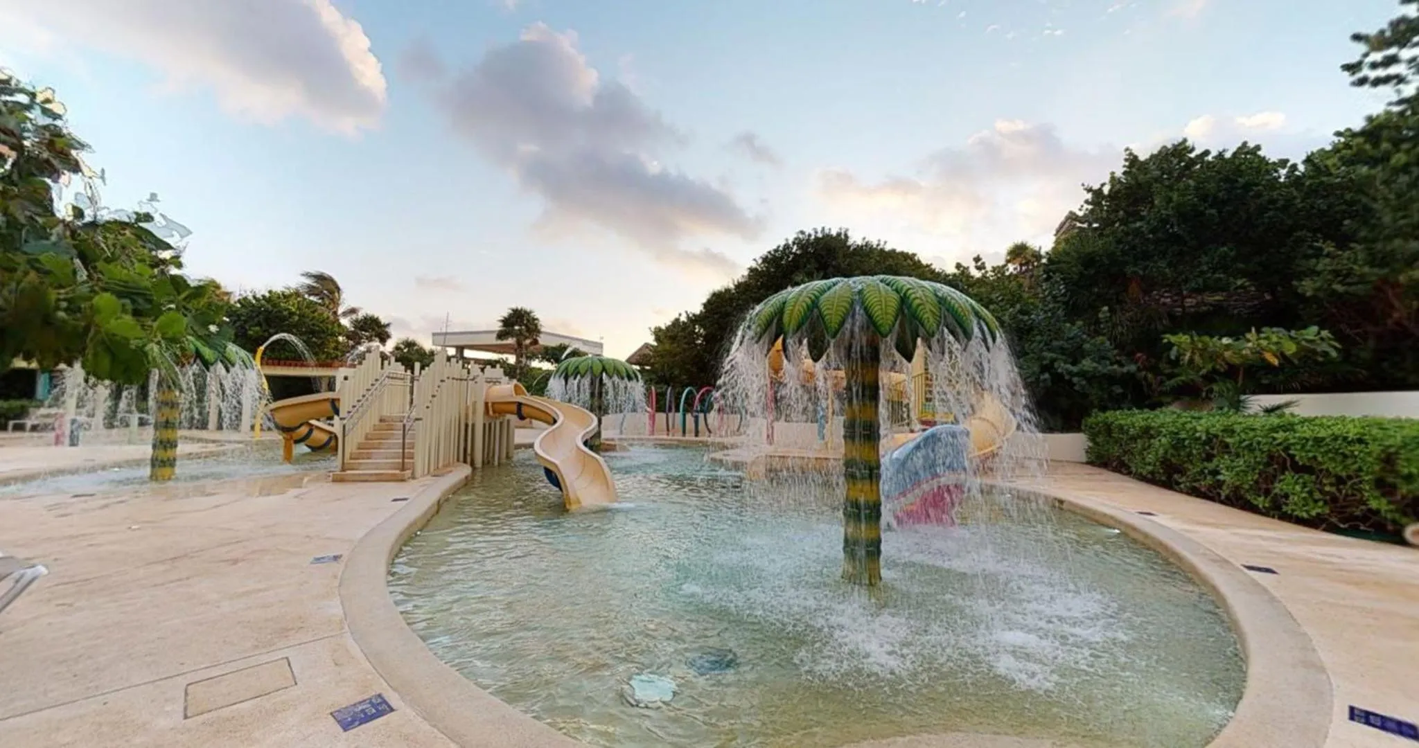 Children play ground in Park Royal Beach Cancun - All Inclusive