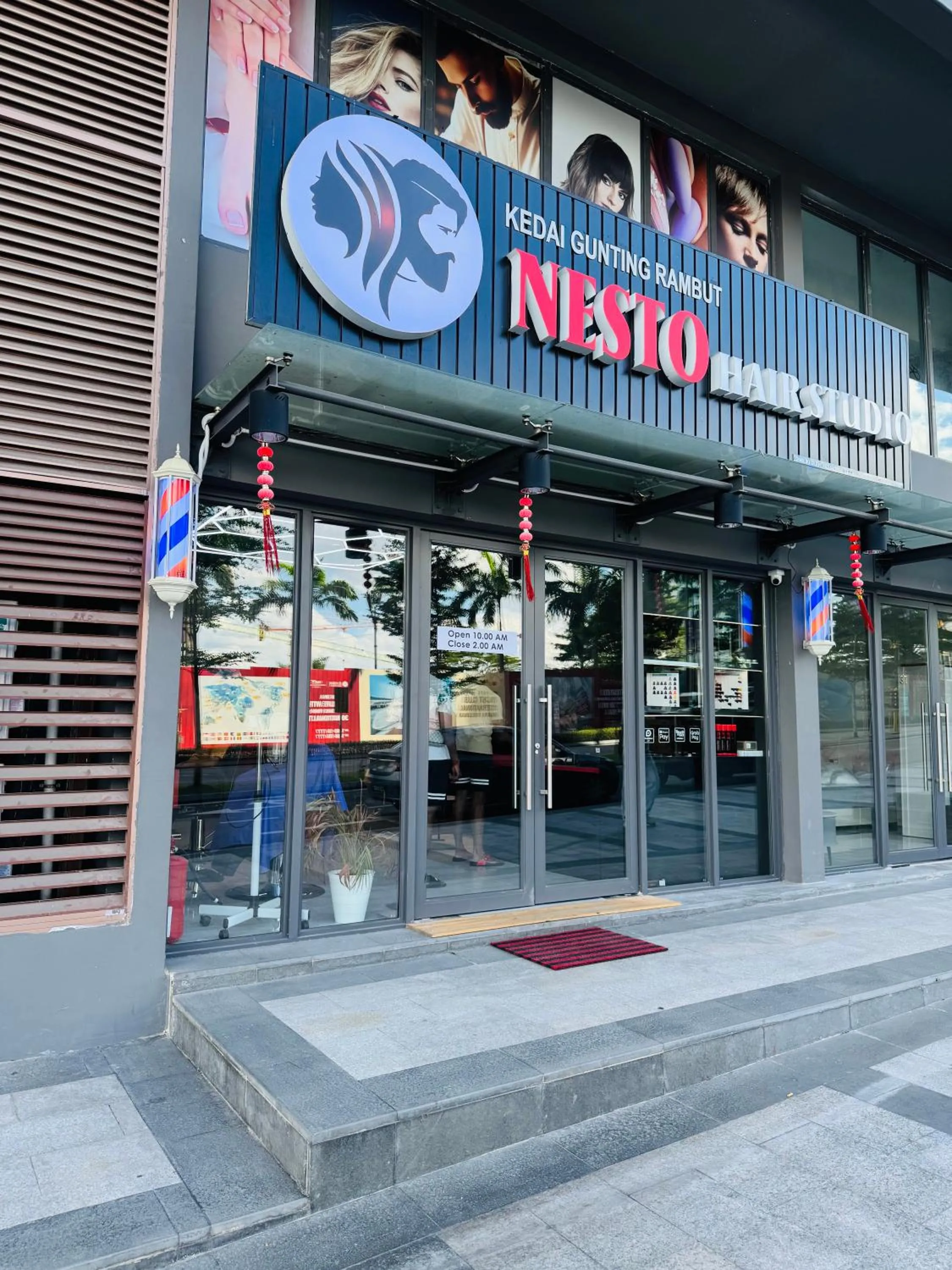 hair dresser in R&F PRINCESS COVE BY HOMEFORT SUITES