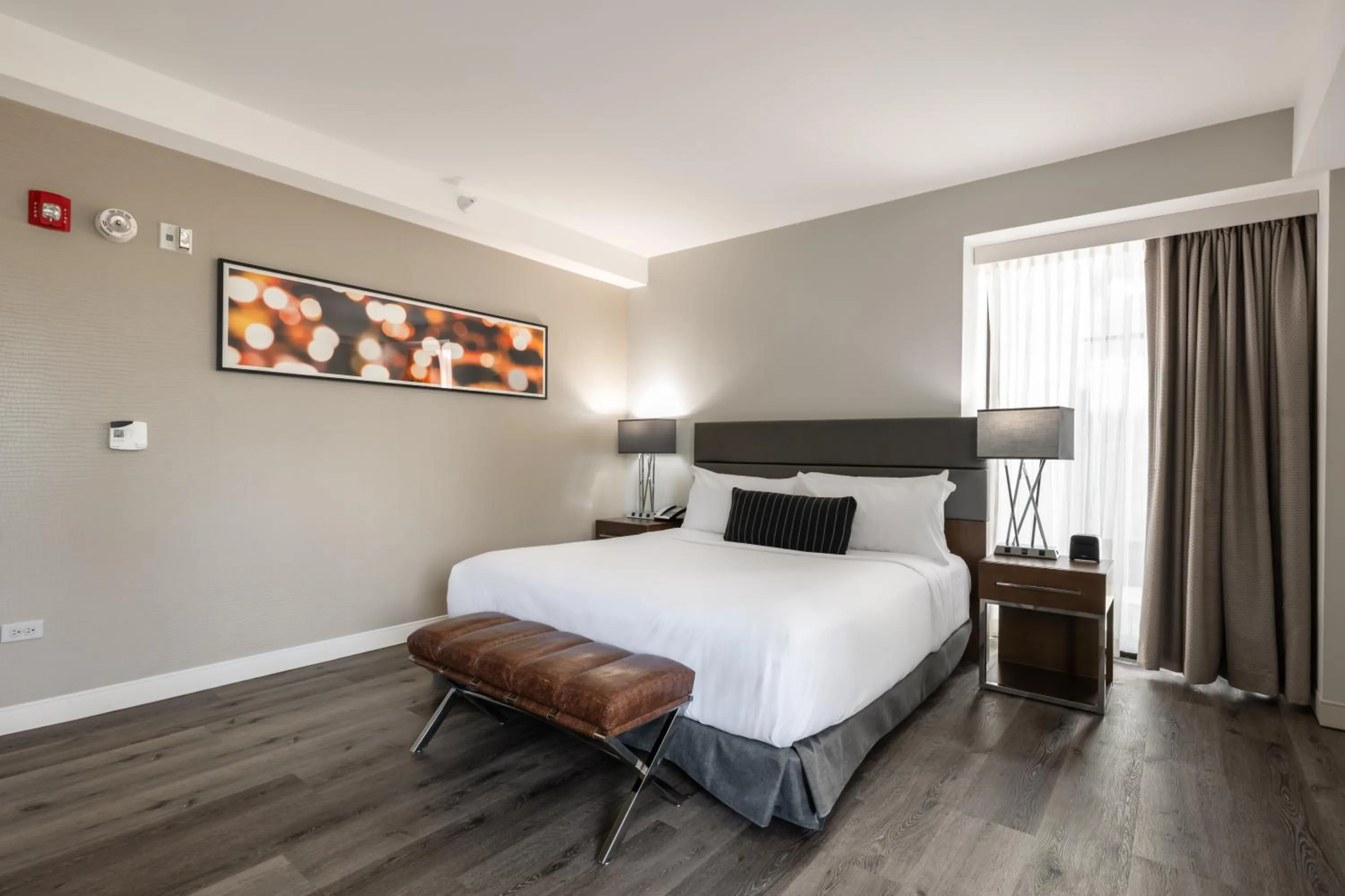 Bedroom, Bed in Godfrey Hotel Chicago