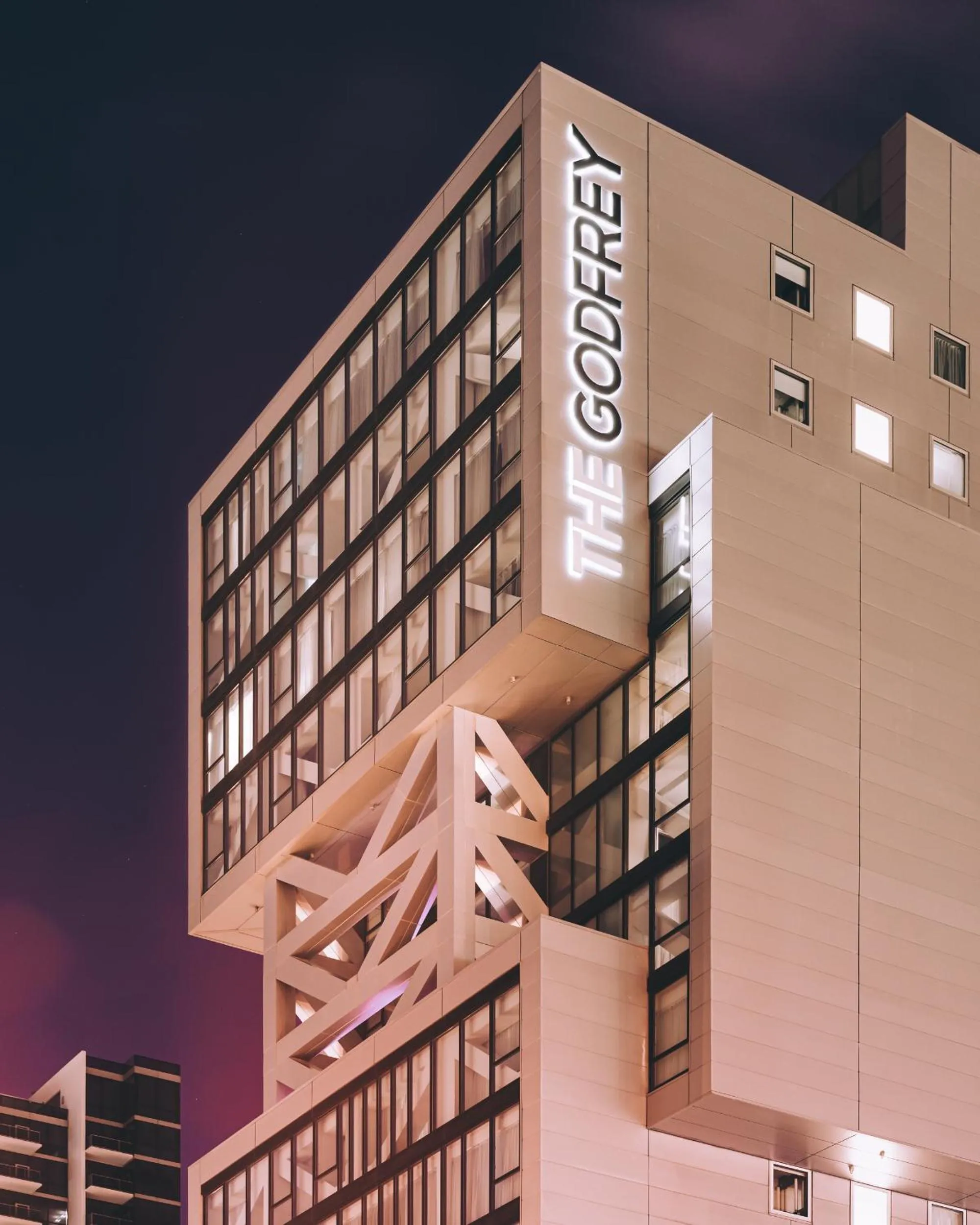 Property building in Godfrey Hotel Chicago