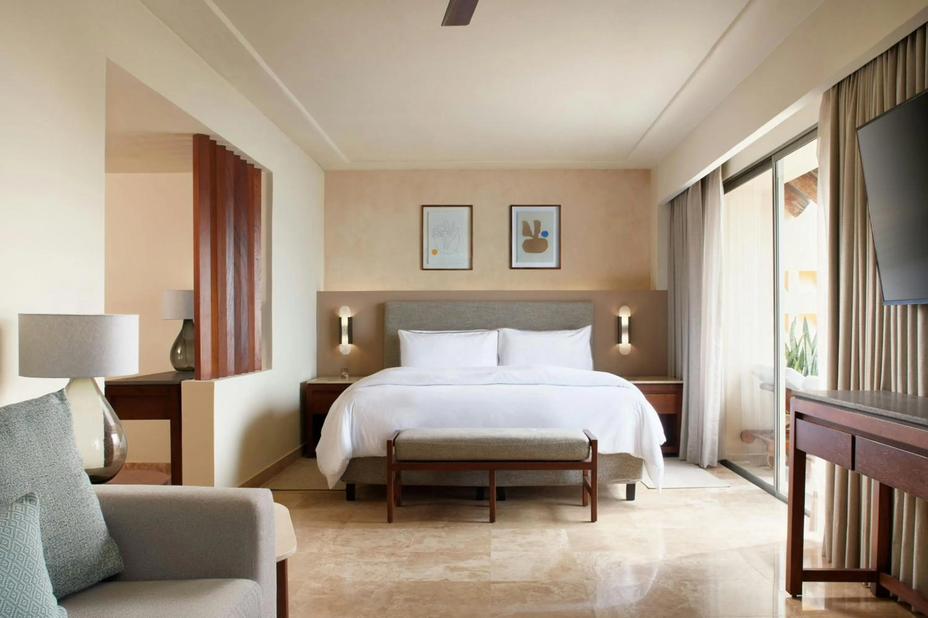 Bedroom, Bed in The Westin Resort & Spa, Puerto Vallarta