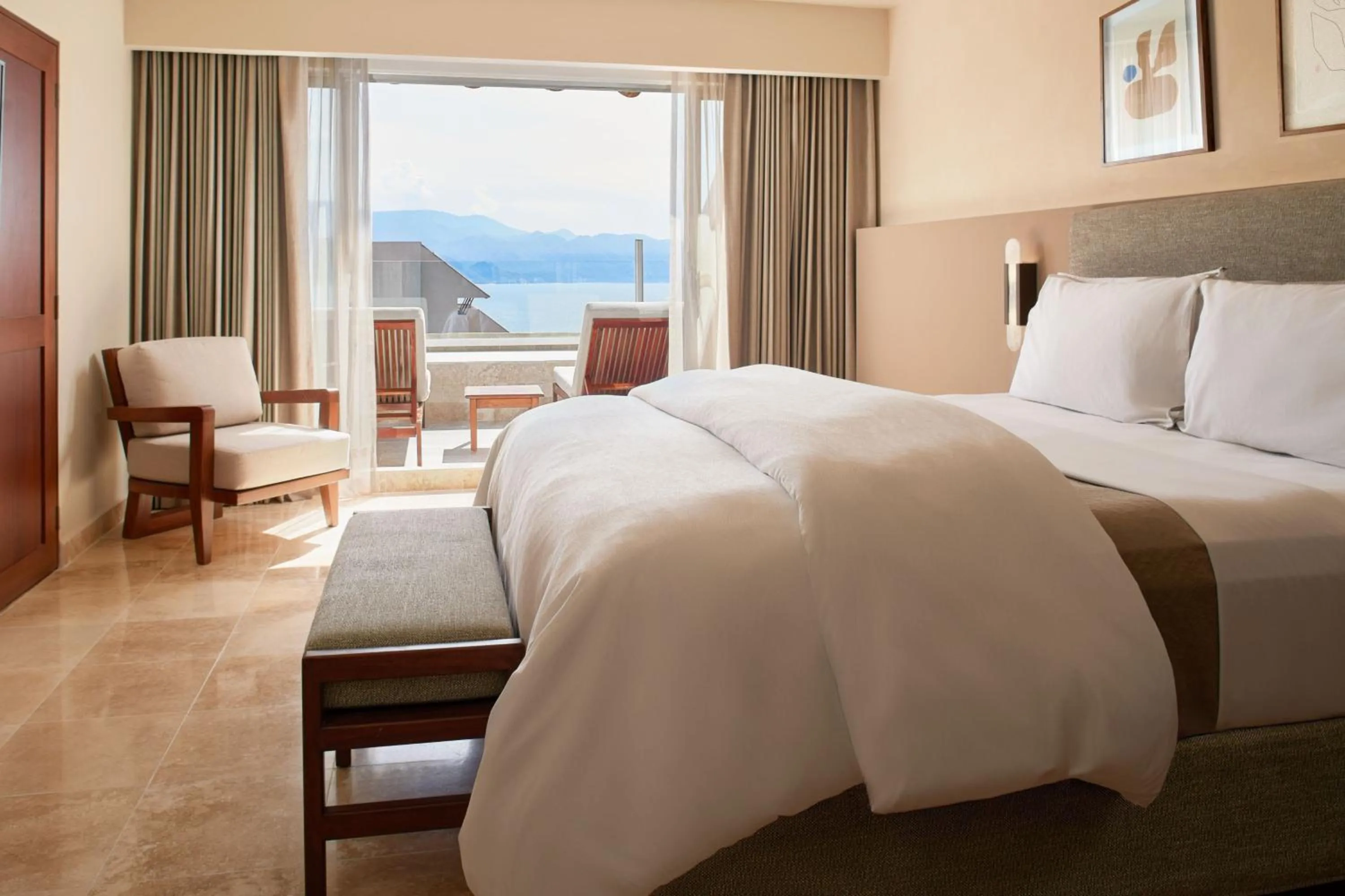 Bedroom, Bed in The Westin Resort & Spa, Puerto Vallarta