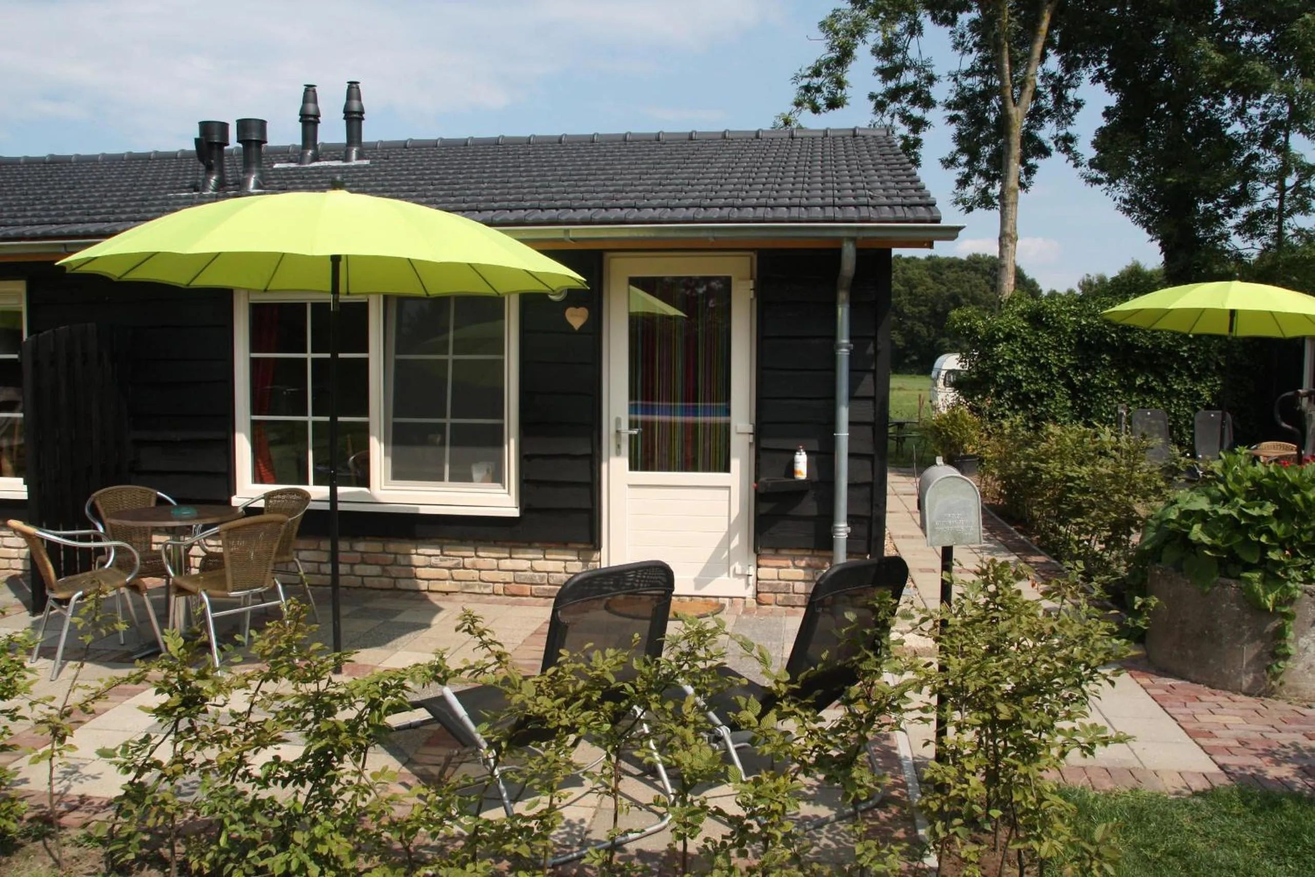 Facade/entrance in Erve Dikkeboer