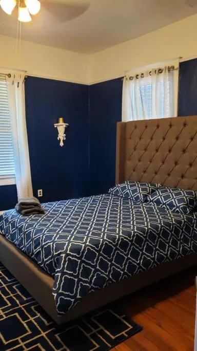 Bed in The Lafayette House
