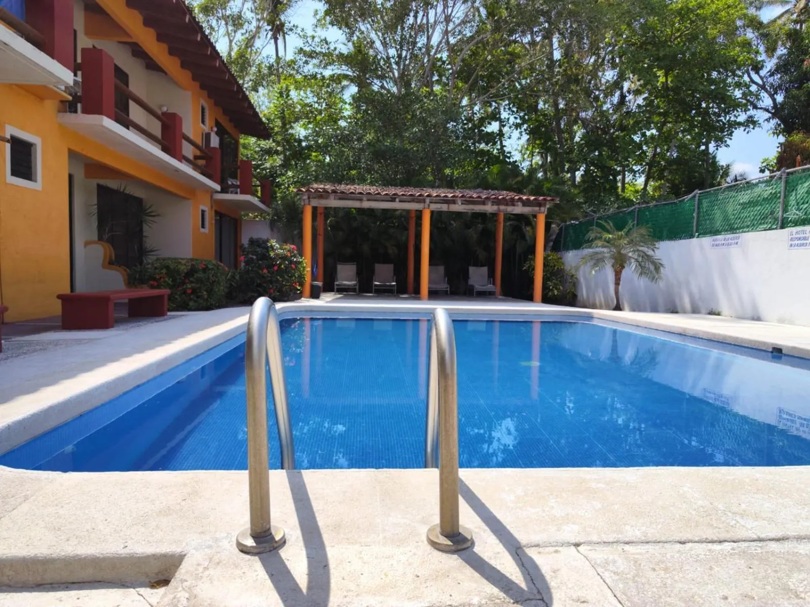 Swimming pool in Hotel J.B.