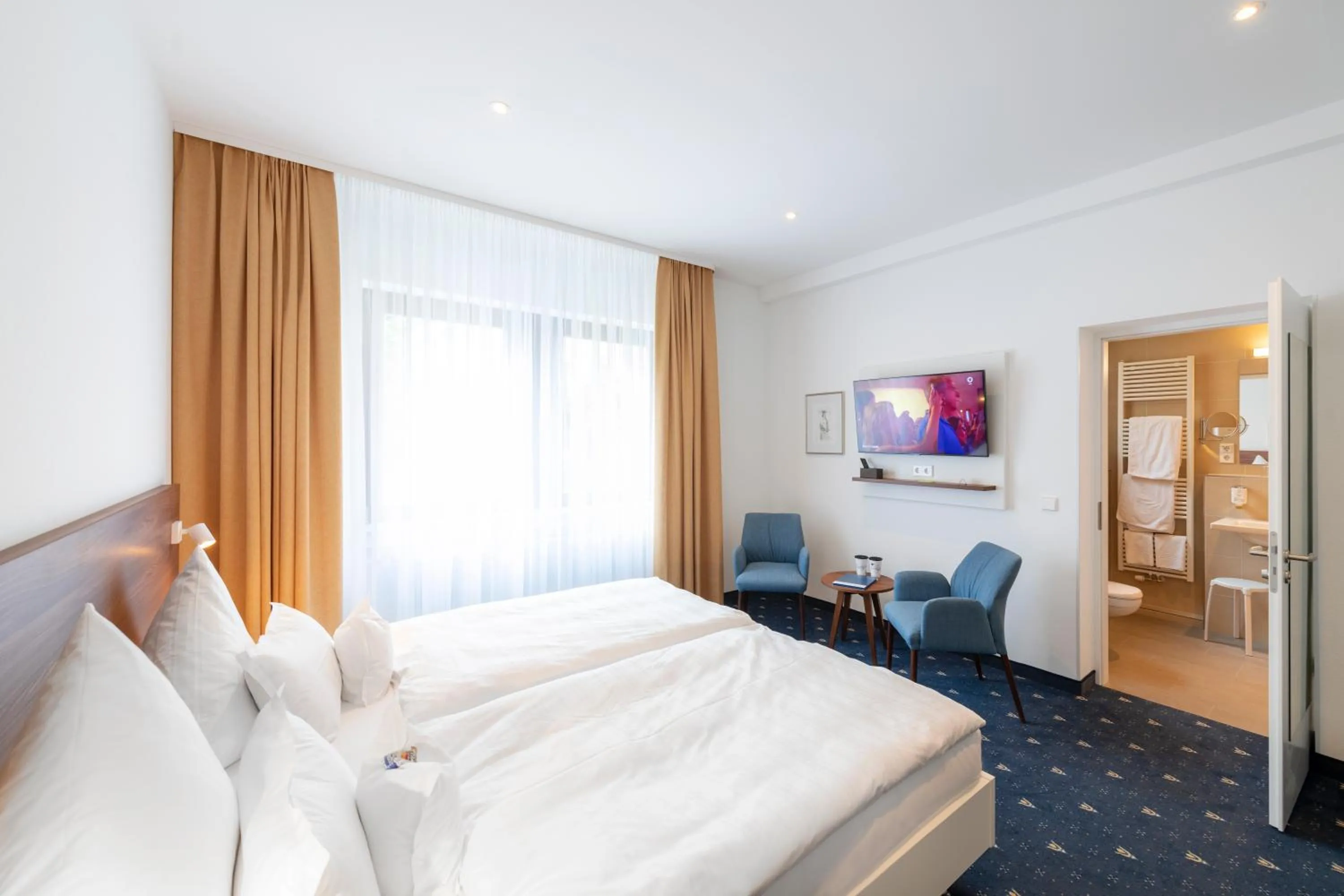 Photo of the whole room, Bed in Hotel Adler Post