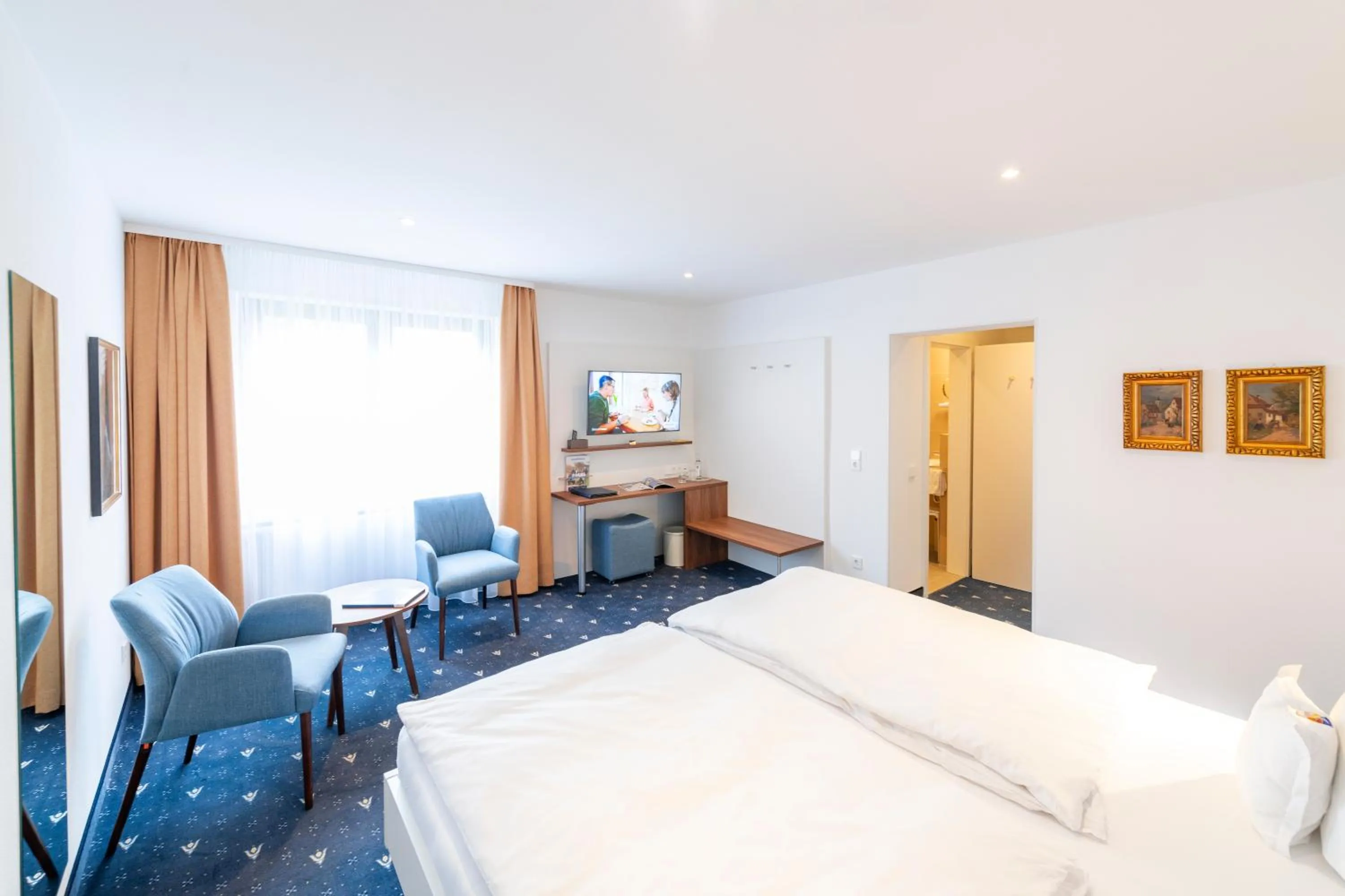 Photo of the whole room, Bed in Hotel Adler Post