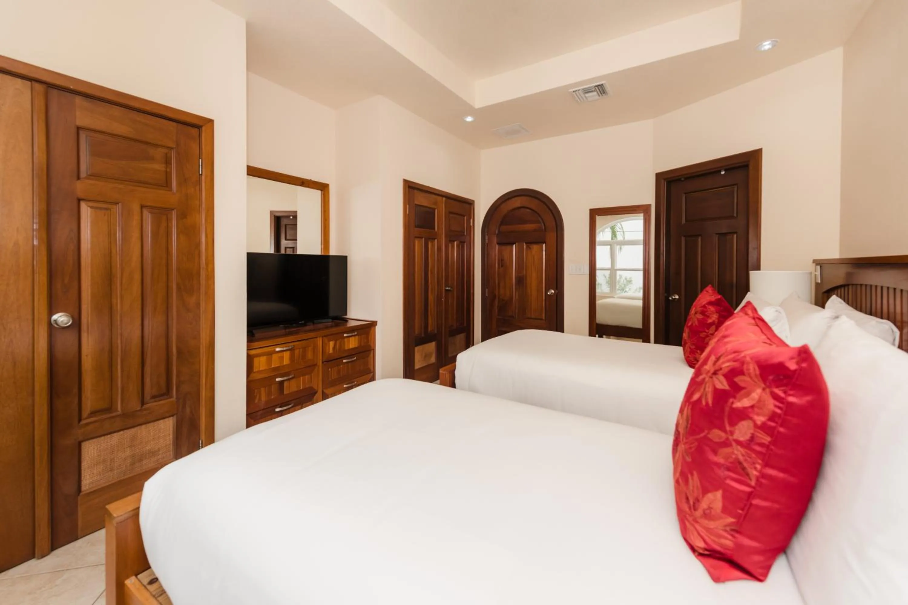 Bed in Grand Caribe Belize