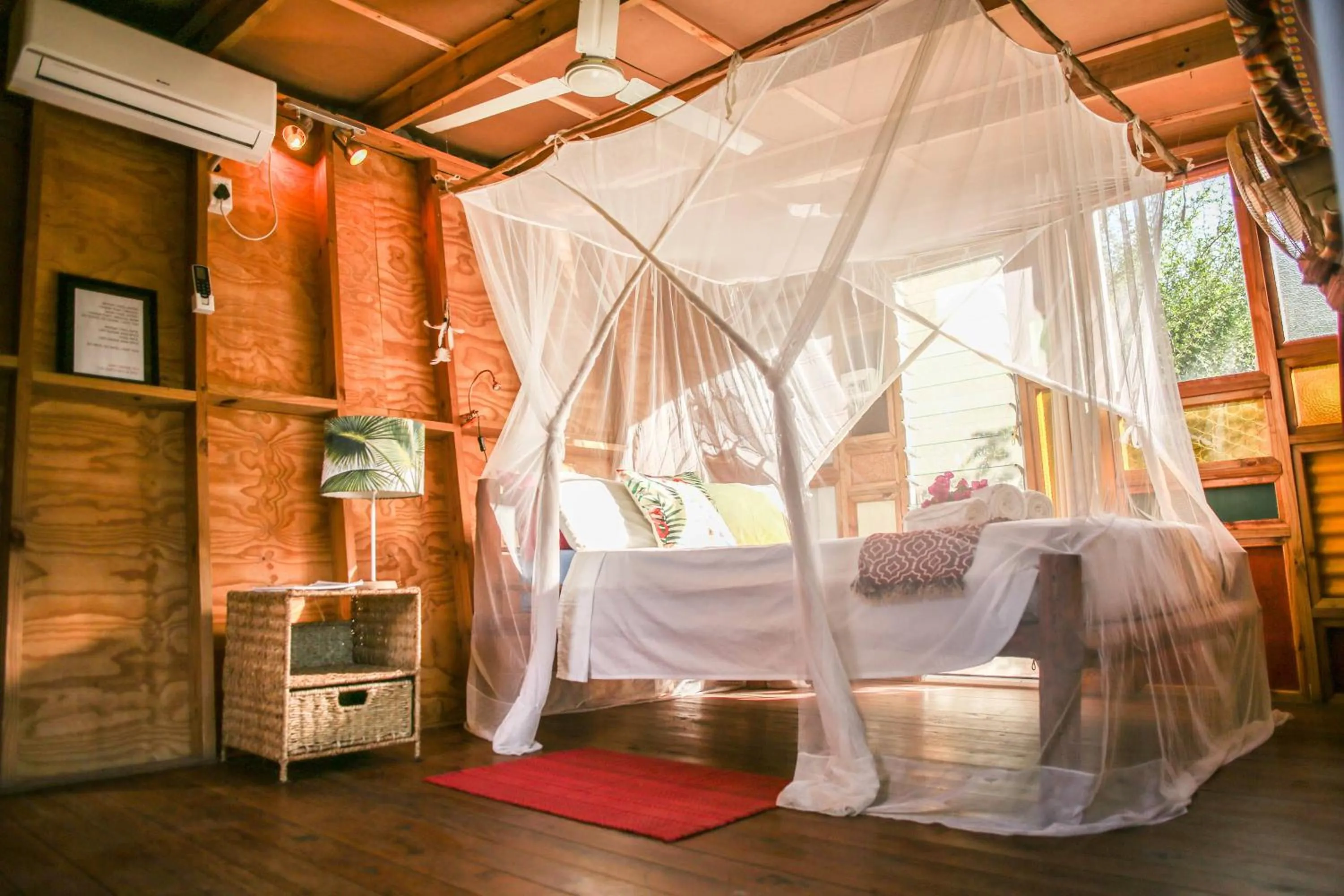 Bed in Mozambeat Motel