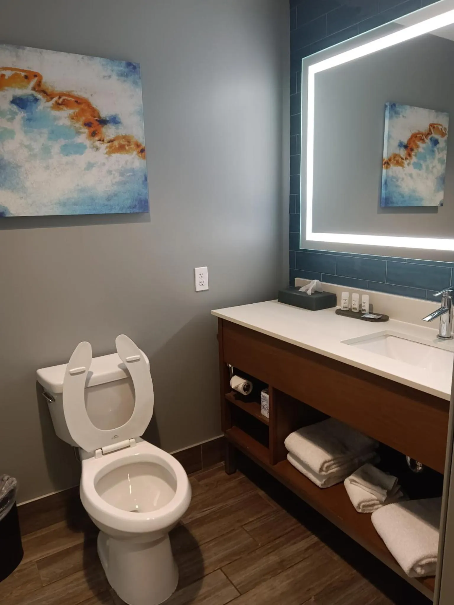 La Quinta Inn & Suites by Wyndham Bardstown